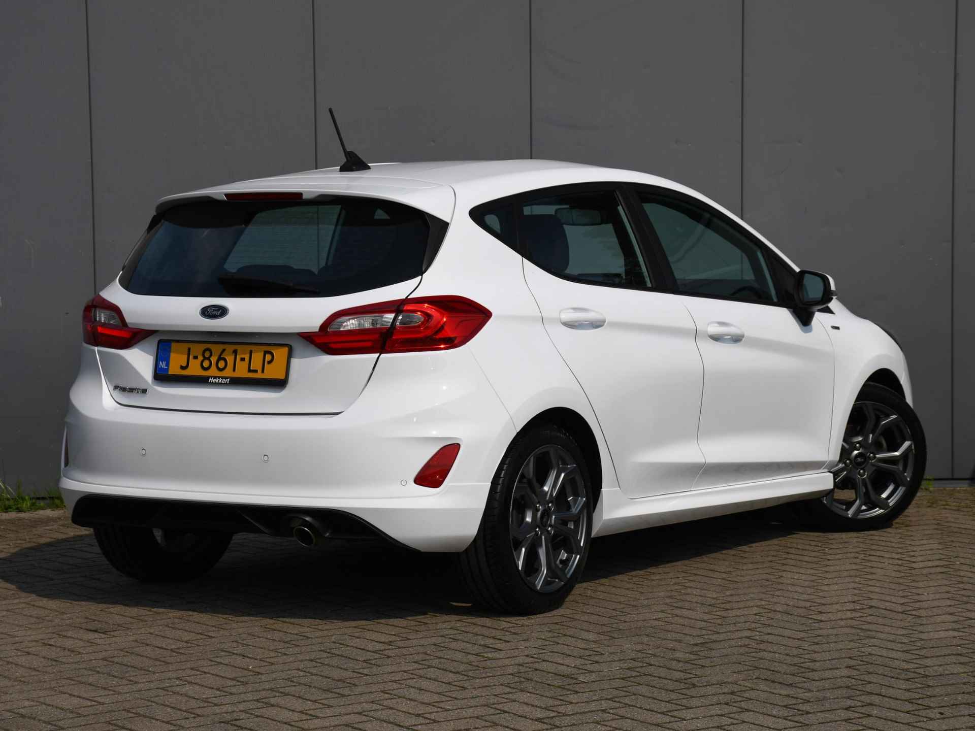 Ford Fiesta ST-Line 1.0 EcoBoost 95pk PDC ACHTER | DAB | NAVI | CRUISE.C | APPLE-CARPLAY | 17''LM - 4/30