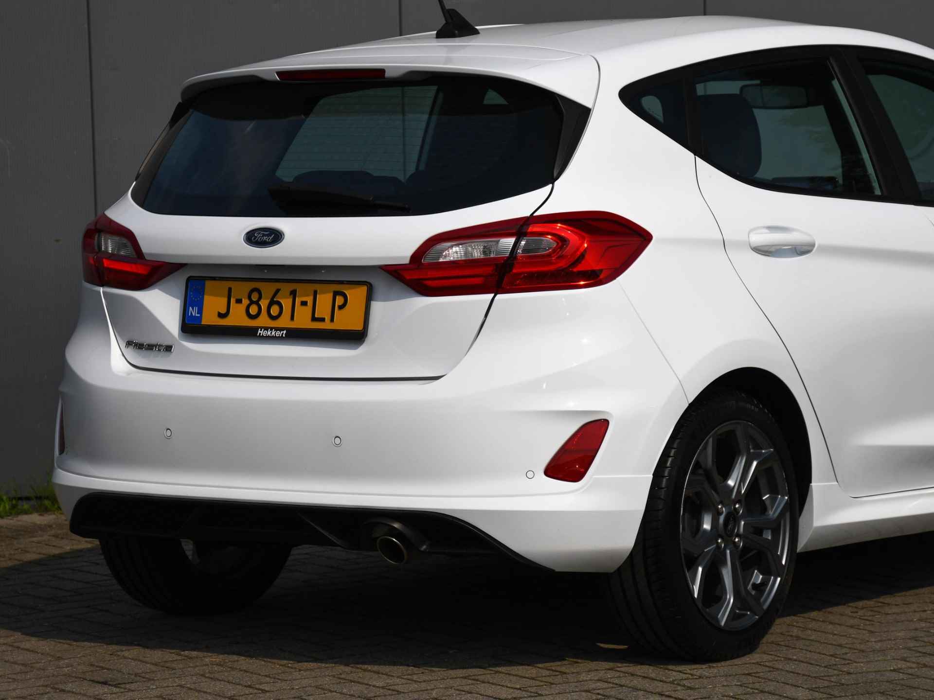 Ford Fiesta ST-Line 1.0 EcoBoost 95pk PDC ACHTER | DAB | NAVI | CRUISE.C | APPLE-CARPLAY | 17''LM - 5/30