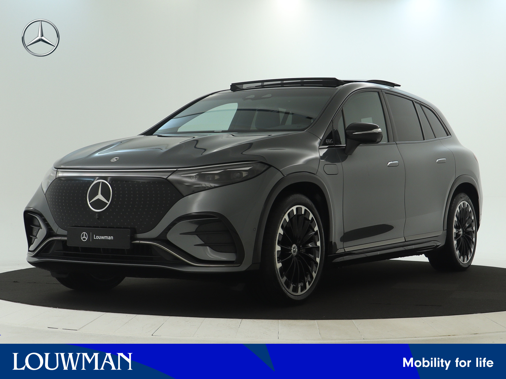 Mercedes-Benz EQS SUV 450+ AMG Line 118 kWh | Trekhaak met Aanhangwagenassistent | Nightpakket | Premium pakket | Parkeerpakket met 360°-camera | Rijassistentiepakket Plus | EASY PACK achterklep | Memorypakket | Achterasbesturing tot 10° |