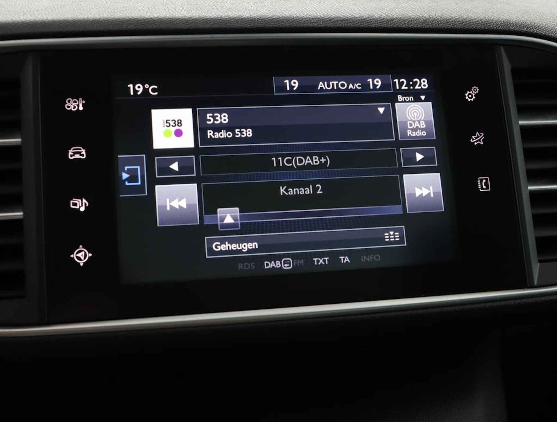 Peugeot 308 SW 1.2 130pk Allure | Navigatie | Camera | Climate control | Panoramadak | Keyless | - 8/41