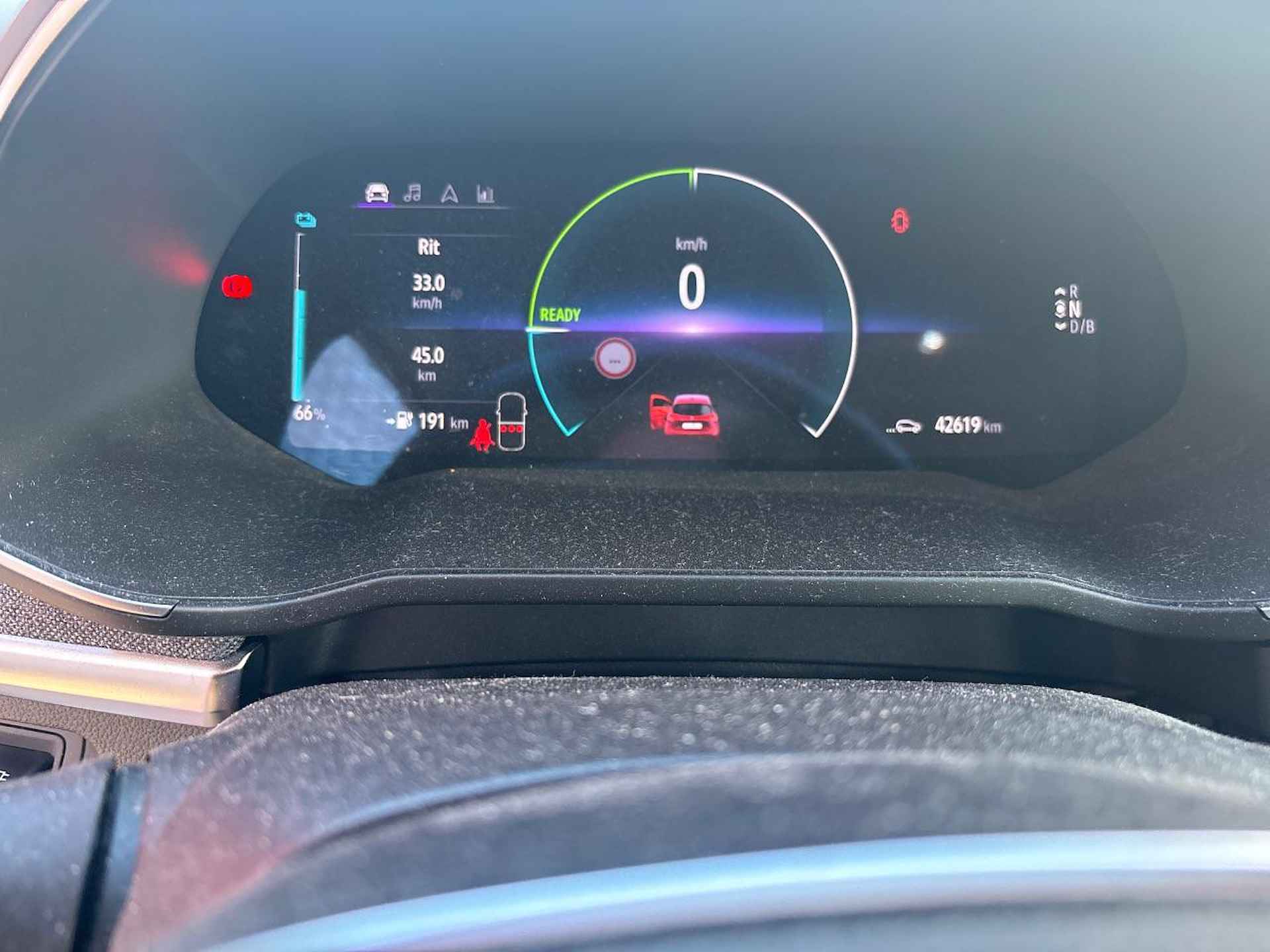 Renault ZOE R135 Intens 52 kWh | Inclusief accu | Cruise control | Navigatie | Climate control | LED koplampen | Bluetooth | Snelladen | Apple Carplay / Android Auto | Warmtepomp | - 8/13