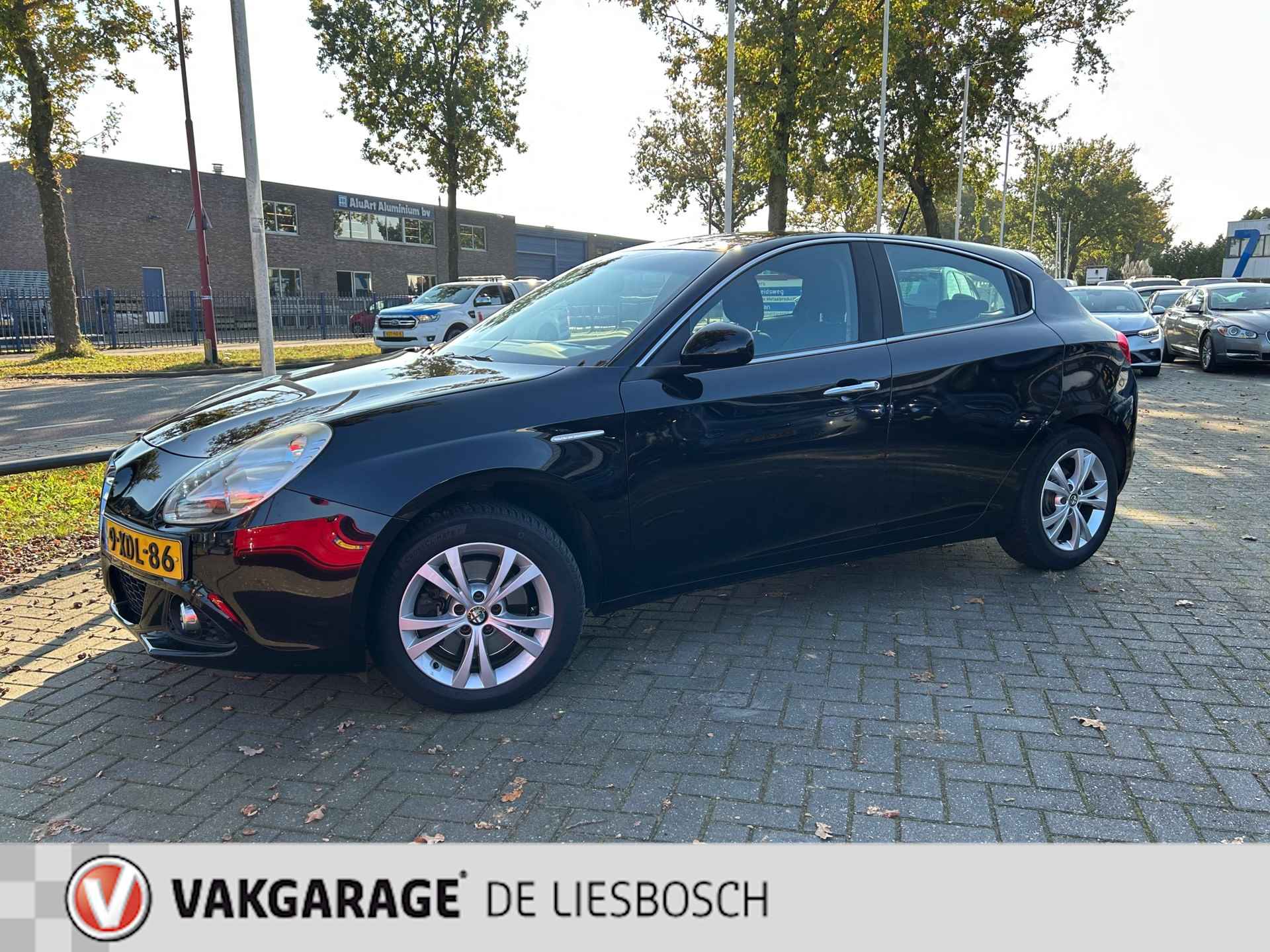 Alfa Romeo Giulietta 1.4 T Distinctive Lusso 170pk Automaat / navi / pdc - 3/28