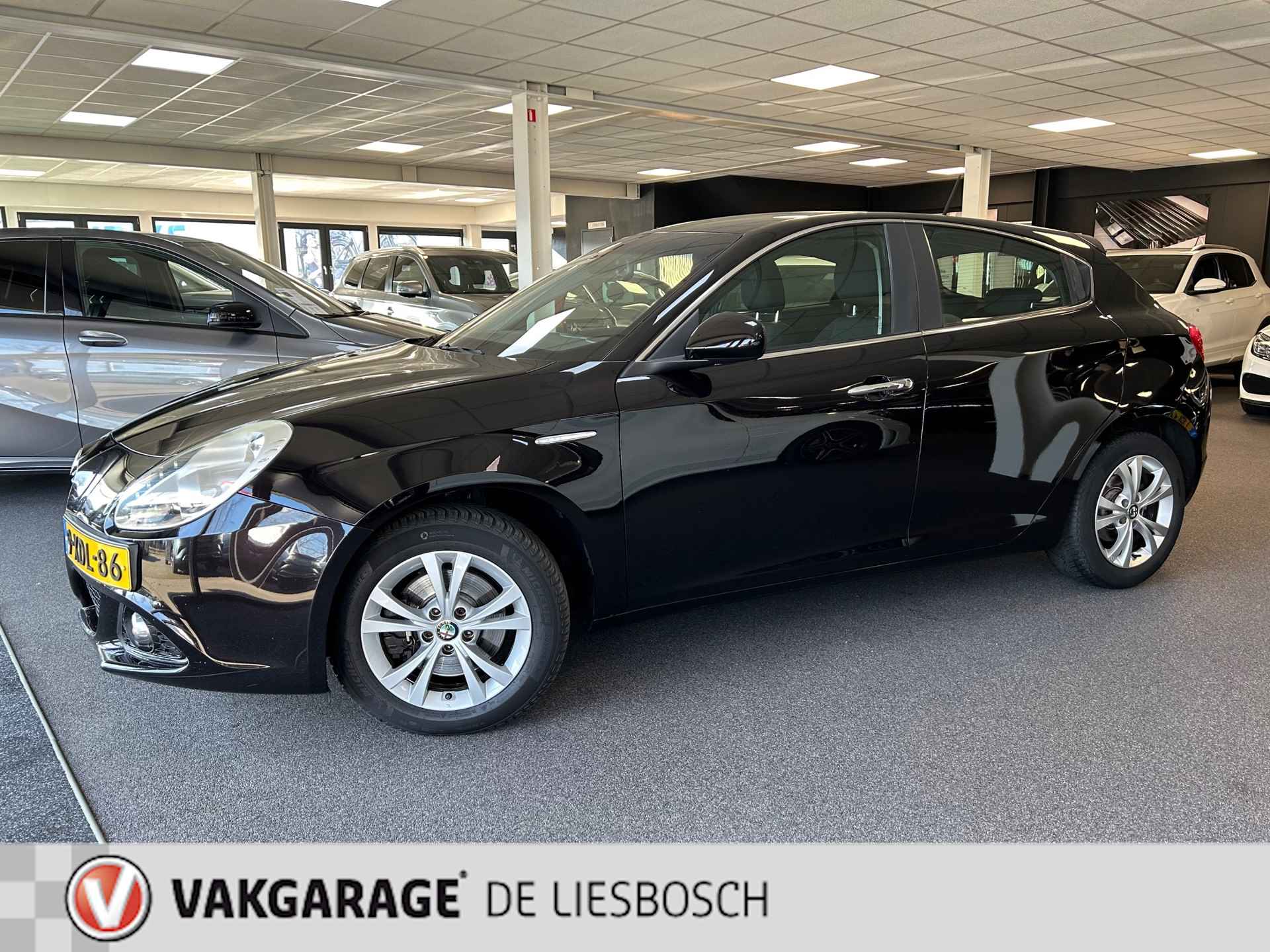 Alfa Romeo Giulietta 1.4 T Distinctive Lusso 170pk Automaat / navigatie / pdc / climate-control / cruise-control - 3/35