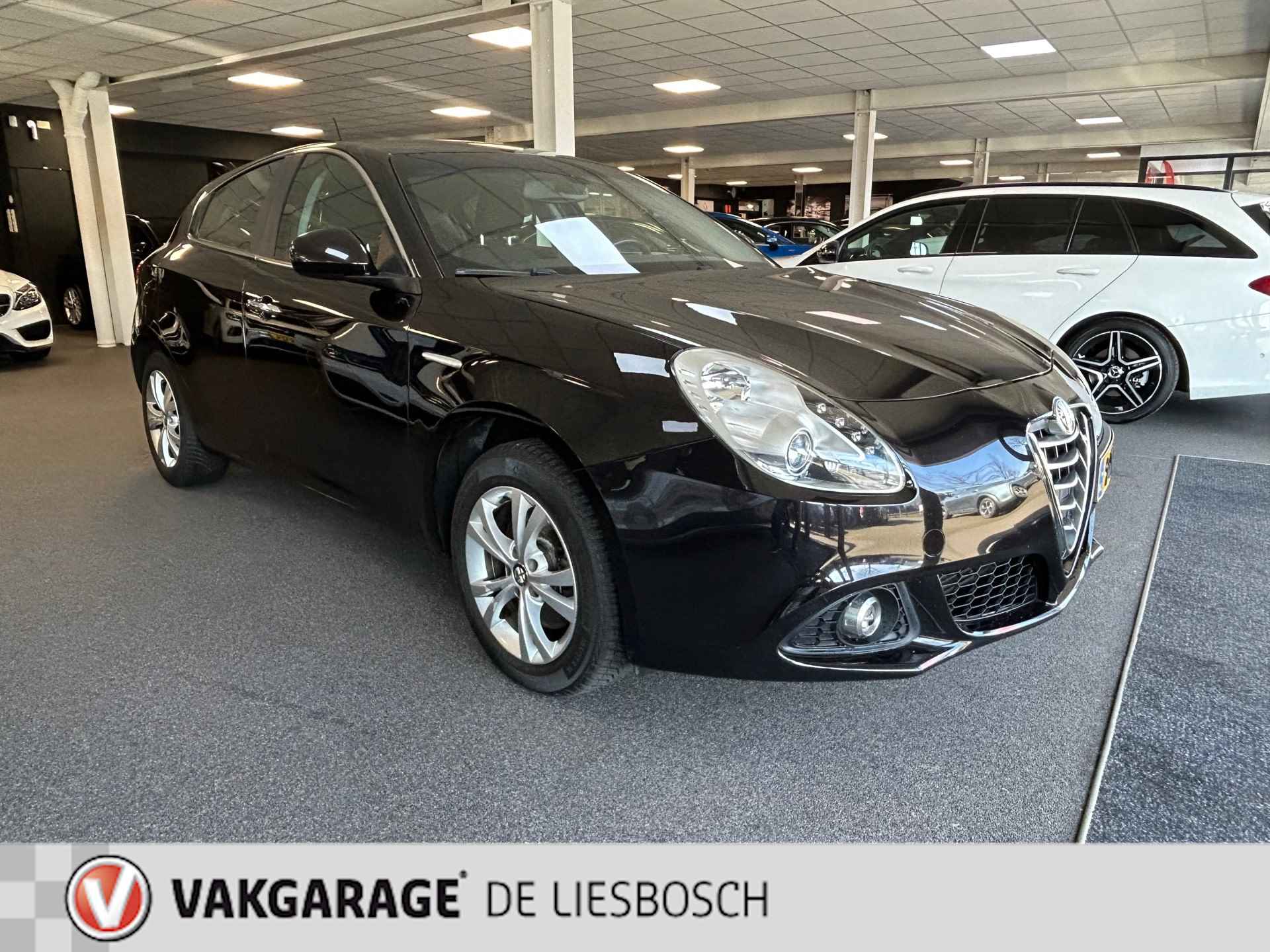 Alfa Romeo Giulietta 1.4 T Distinctive Lusso 170pk Automaat / navigatie / pdc / climate-control / cruise-control - 10/35