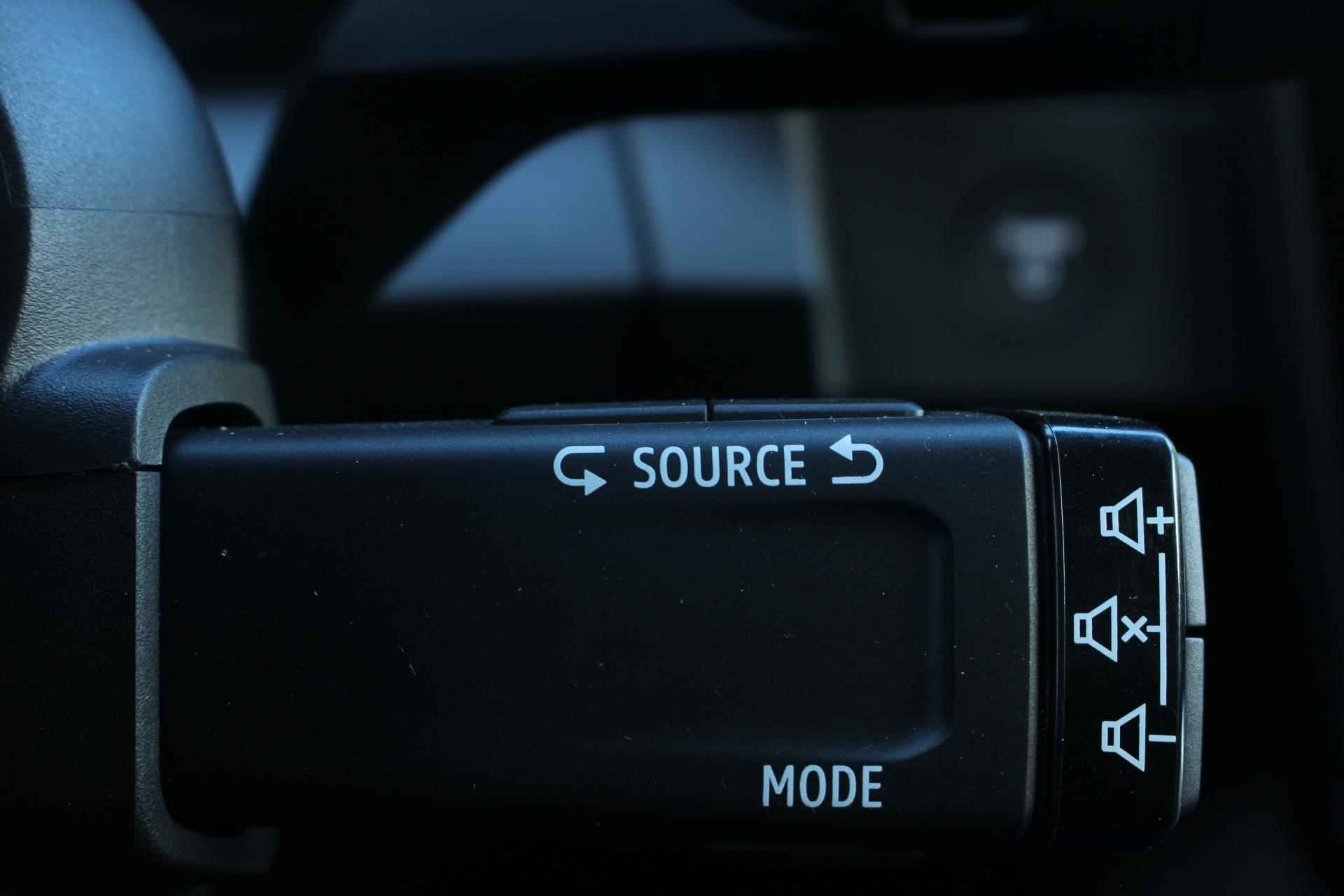 Renault Megane E-Tech EV60 Optimum Charge 220Pk Techno | Draadloze Apple & Android Carplay | Google Navigatie | Climate Control | Adaptieve Cruise Control | Parkeersensoren Achter | Achteruitrijcamera | Stuurverwarming | - 18/27