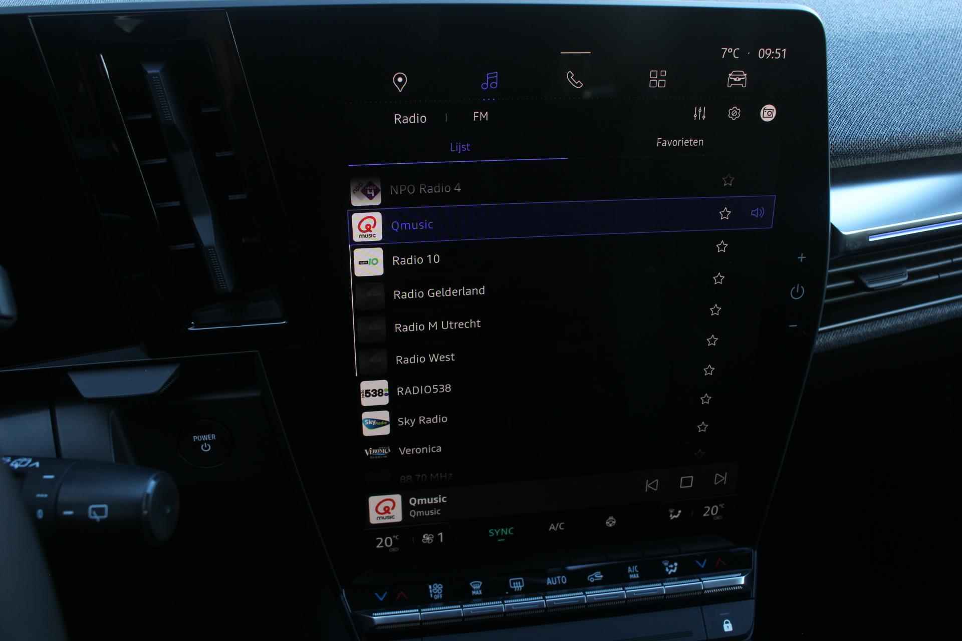 Renault Megane E-Tech EV60 Optimum Charge 220Pk Techno | Draadloze Apple & Android Carplay | Google Navigatie | Climate Control | Adaptieve Cruise Control | Parkeersensoren Achter | Achteruitrijcamera | Stuurverwarming | - 20/27