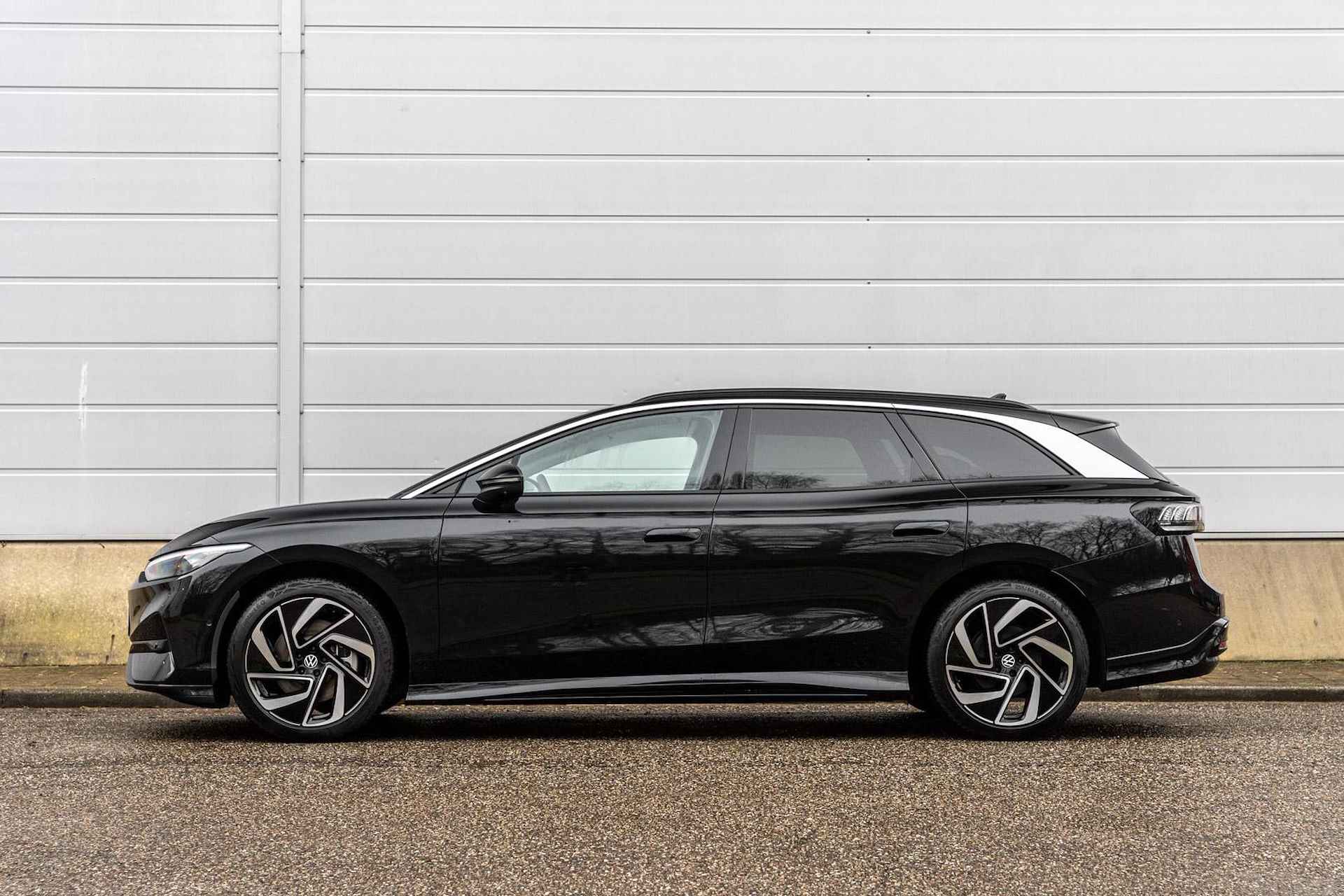 Volkswagen ID.7 Tourer 286pk Pro Business 77 kWh | Warmtepomp | 20" Velgen - 13/54