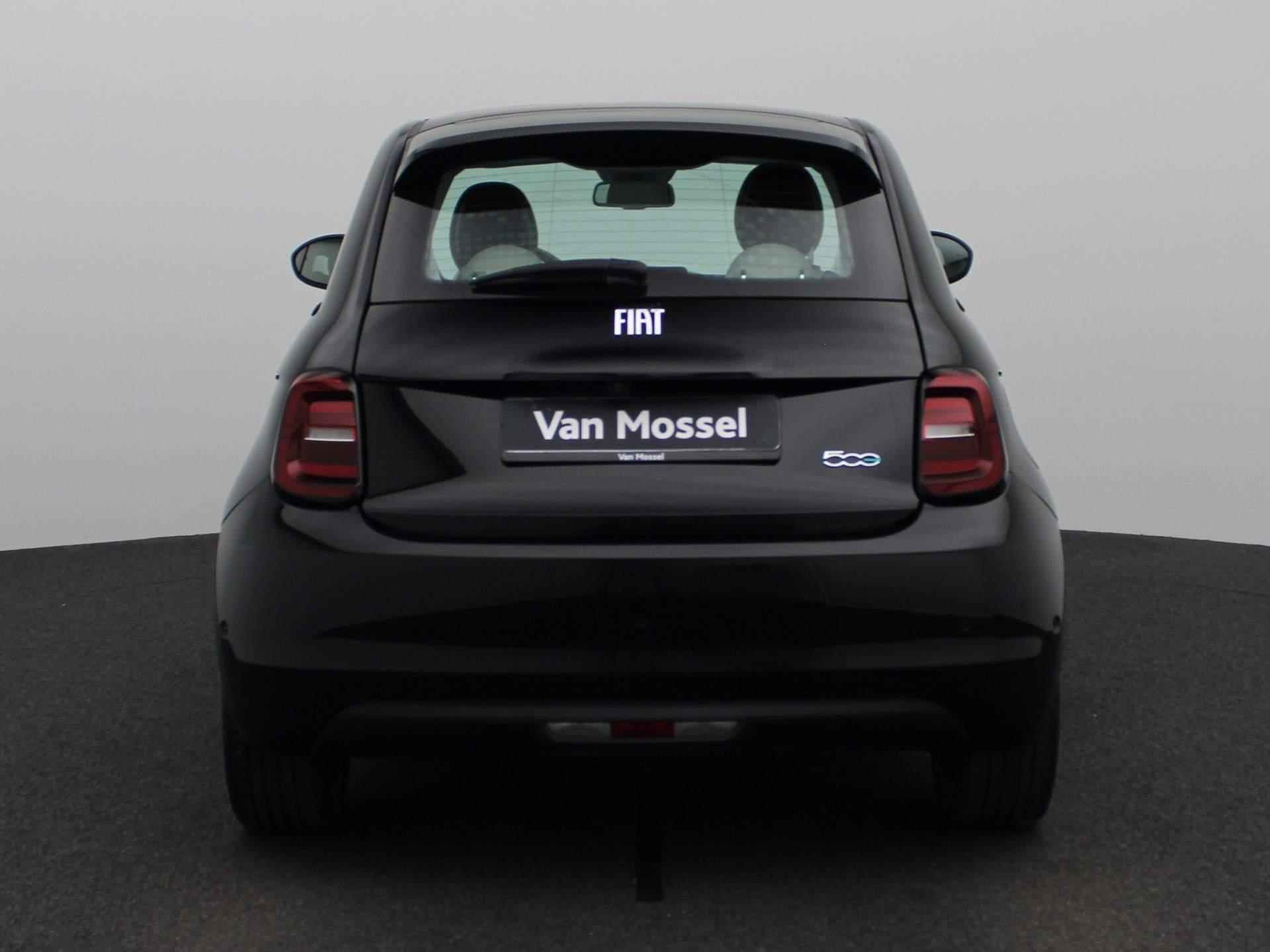 Fiat 500e La Prima 42 kWh | Leder | Navi | ECC | Cam | LMV | Pano | - 6/47