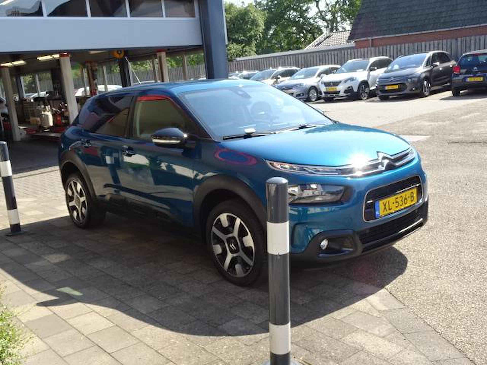 Citroen C4 Cactus 1.2 PureTech Shine - 7/26