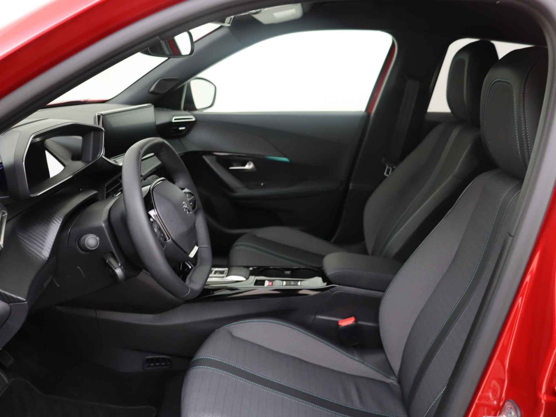 Peugeot e-2008 EV Allure Pack 50 kWh | Navigatie | Camera | Stoelverwarming | BTW |  | Beschikbaarheid in overleg | - 16/38
