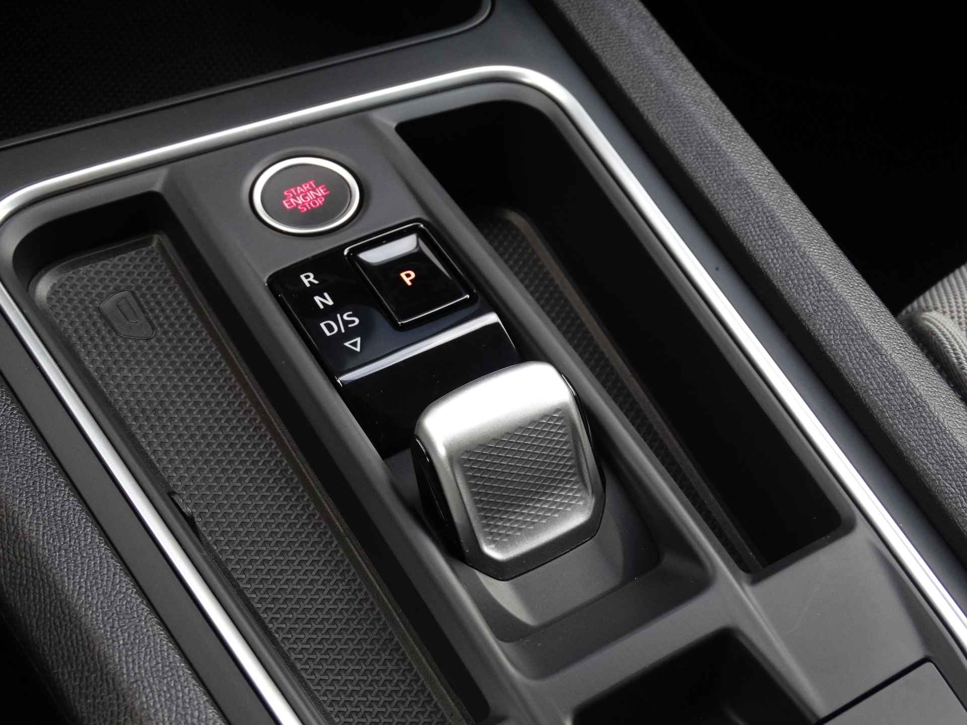 SEAT Leon 1.0 eTSI 110PK 7-DSG automaat Style Business Intense | Navigatie | Climate Control | Achteruitrijcamera | - 23/29