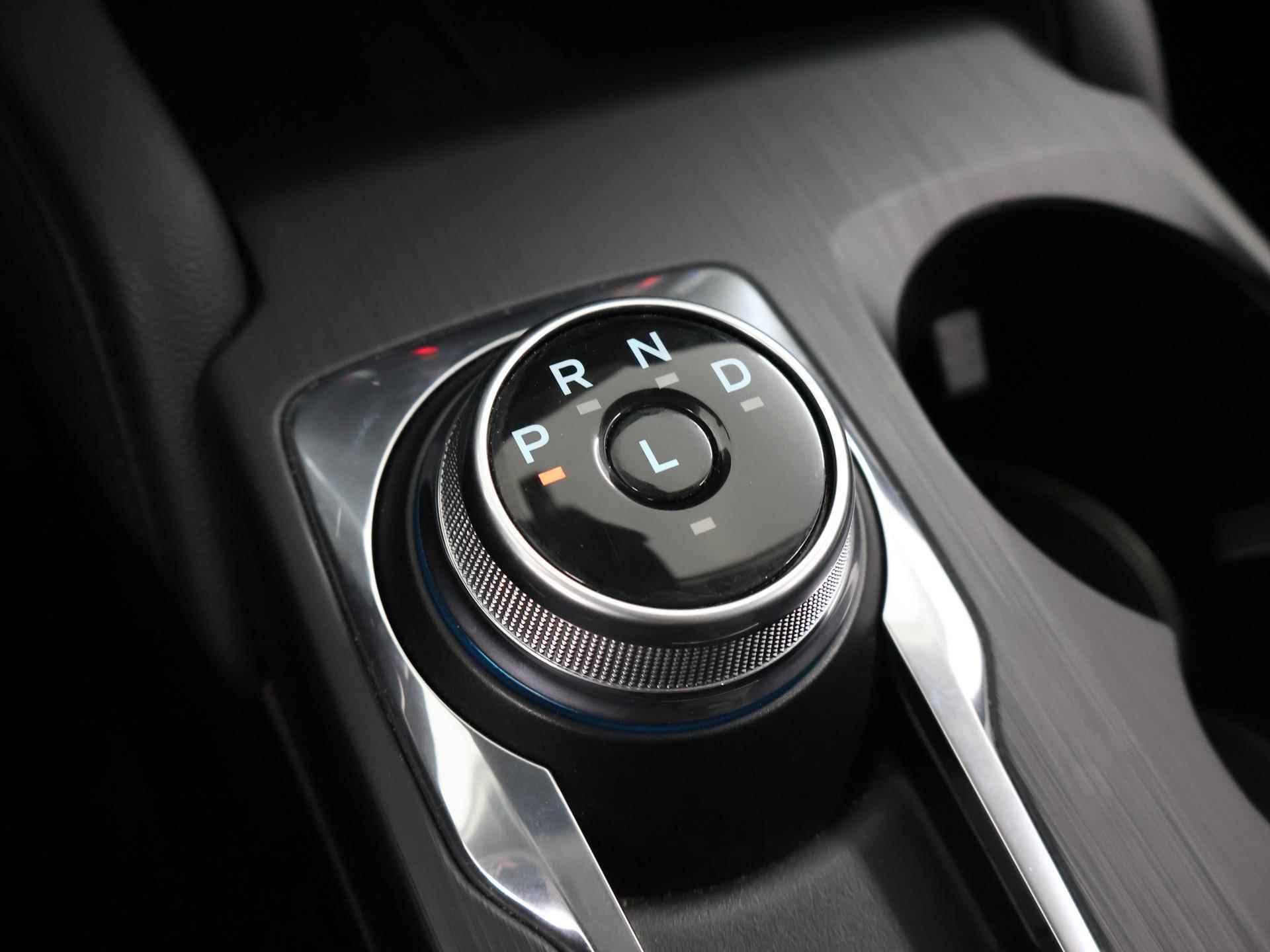 Ford Kuga 2.5 PHEV Titanium | Winterpack | Navigatie | Climate Control | Apple Carplay | - 28/41