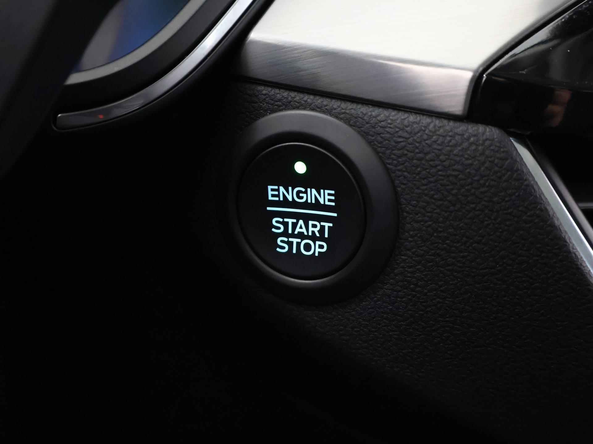 Ford Kuga 2.5 PHEV Titanium | Winterpack | Navigatie | Climate Control | Apple Carplay | - 30/41
