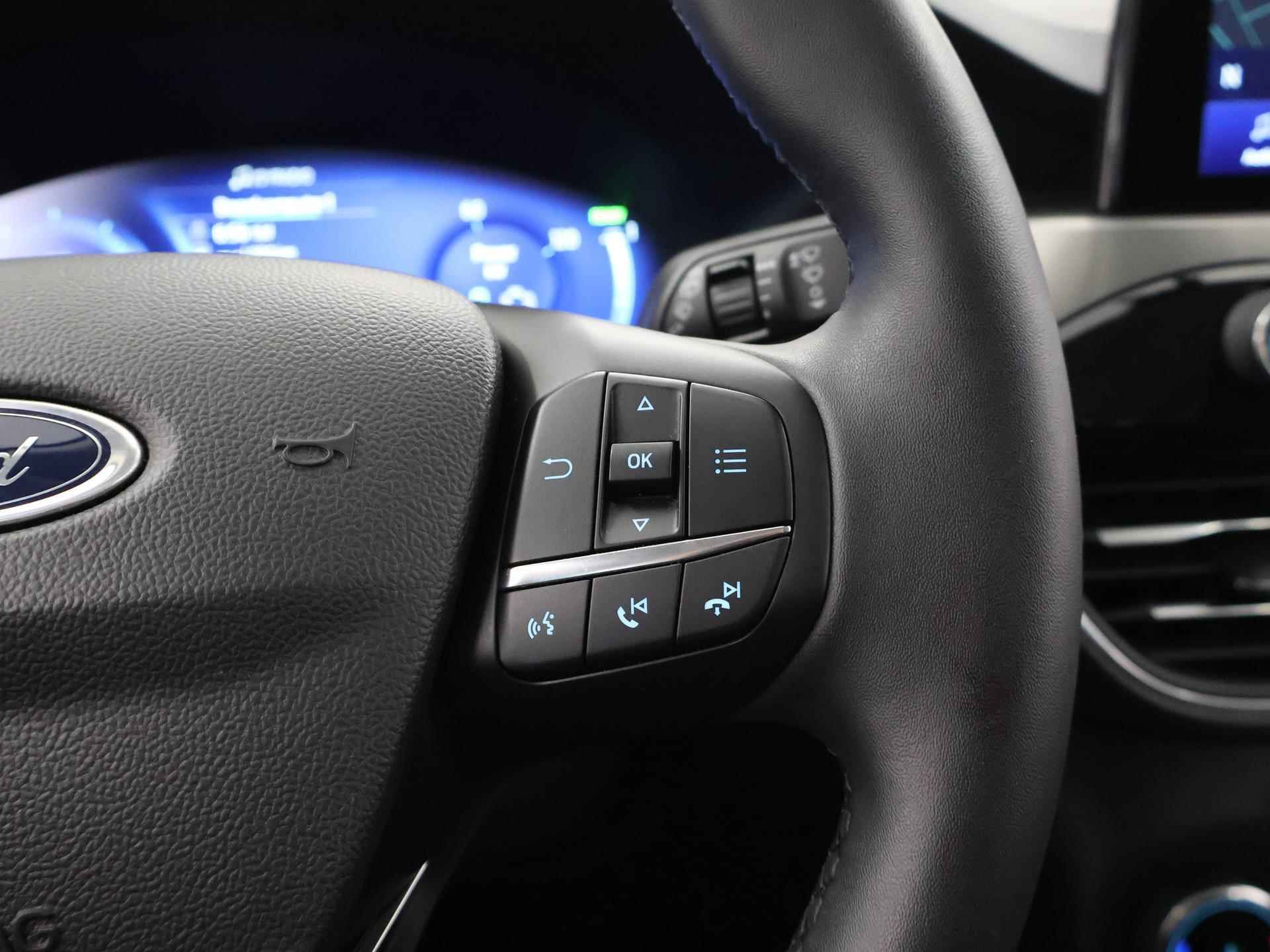 Ford Kuga 2.5 PHEV Titanium | Winterpack | Navigatie | Climate Control | Apple Carplay | - 31/41