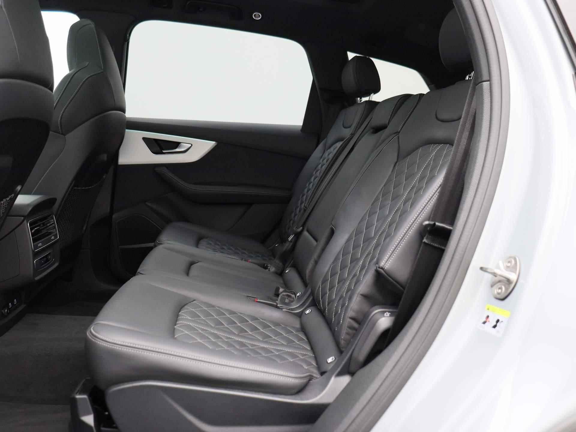 Audi Q7 55 TFSI e quattro Pro Line S 381 PK | Assistentiepakket tour | B&O Premium | Glazen panoramadak | Trekhaak | Assistentiepakket parking plus | Achterbank plus | Comfortsleutel | Lichtpakket plus ambient light | Sportstoelen plus voorin | - 15/90