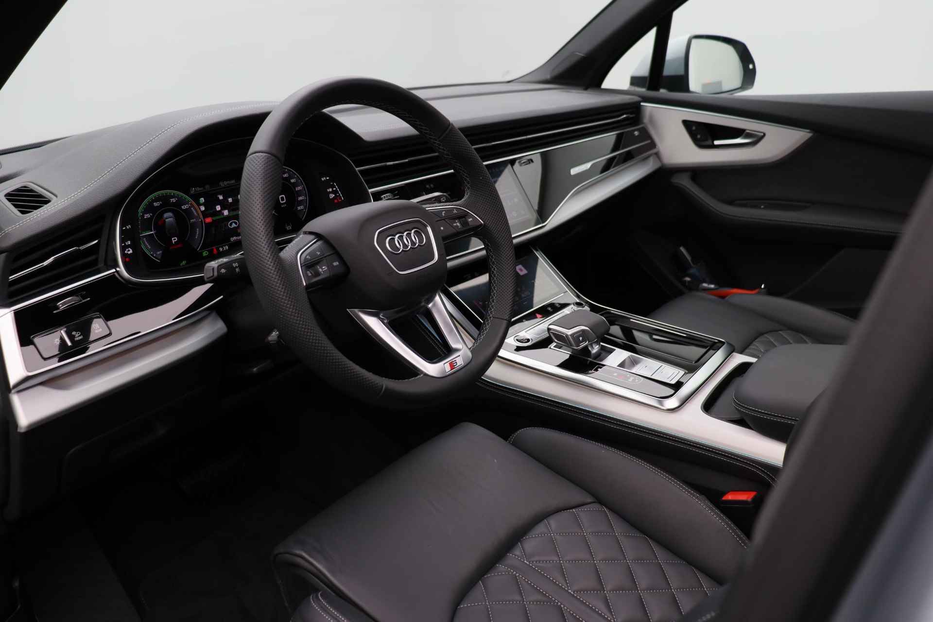 Audi Q7 55 TFSI e quattro Pro Line S 381 PK | Assistentiepakket tour | B&O Premium | Glazen panoramadak | Trekhaak | Assistentiepakket parking plus | Achterbank plus | Comfortsleutel | Lichtpakket plus ambient light | Sportstoelen plus voorin | - 83/90