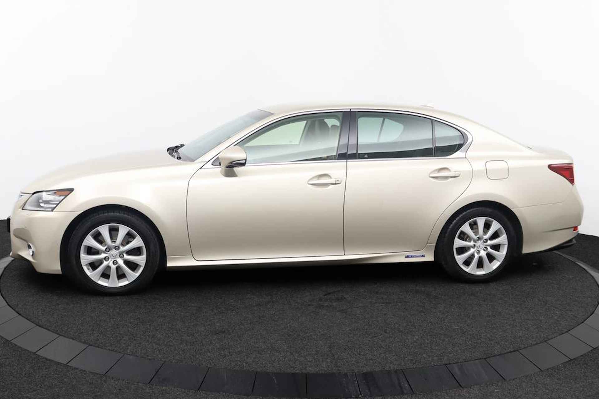 Lexus GS 450h Luxury Line | Afneembare trekhaak | Mark Levinson | Adaptive Cruise Control | Lane Assist | Adaptief onderstel - 3/46