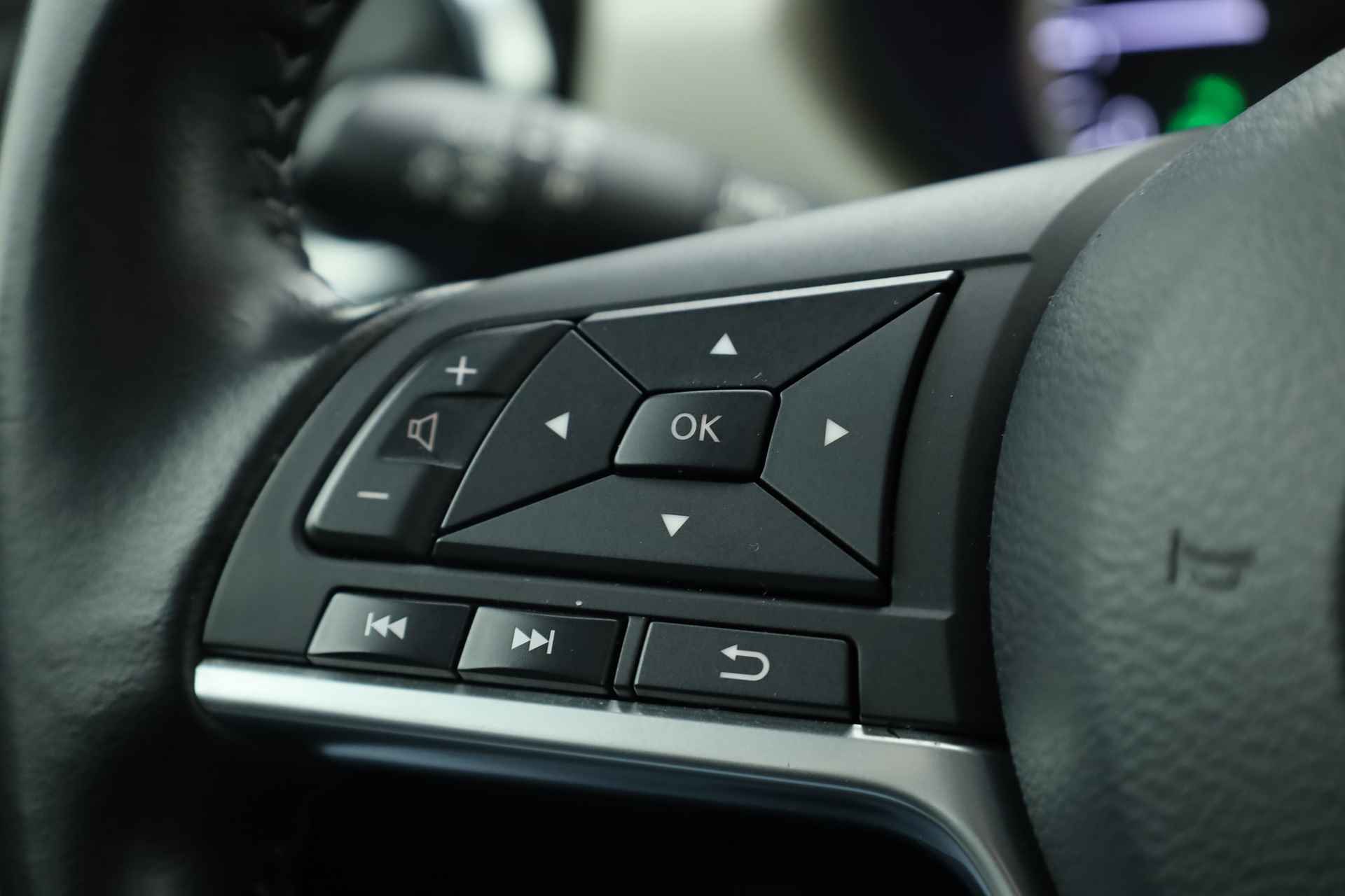 Nissan Micra 1.0 IG-T N-Connecta Automaat | Navi | Camera | Apple CarPlay | DAB | Cruise - 9/29