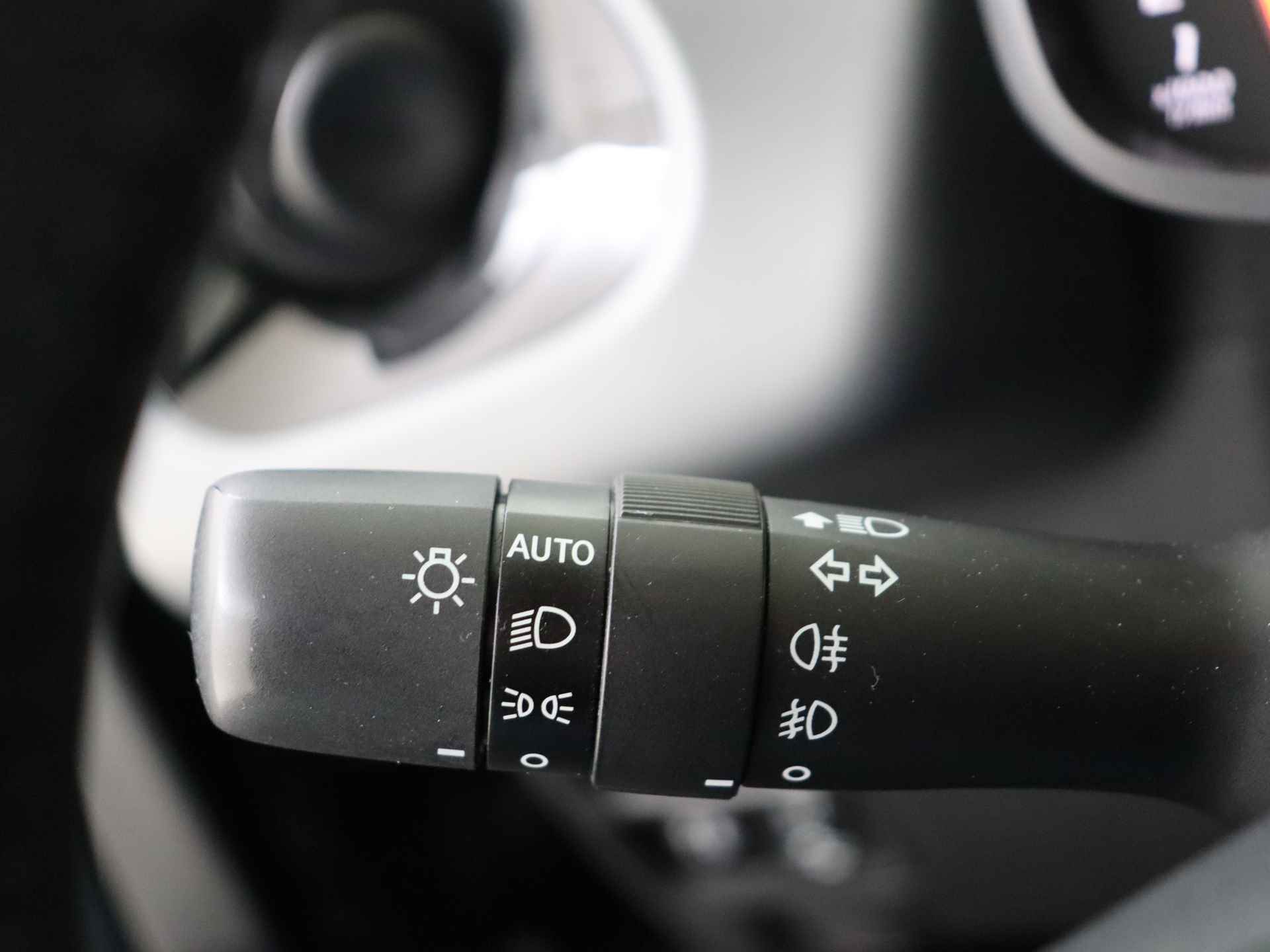 Toyota Aygo 1.0 VVT-i x-clusiv I Safety Sense | Apple Carplay/Android Auto I Climate Control I Keyless Entry/Start I 1e Eigenaar I Volledig LOUWMAN Onderhouden I - 24/45
