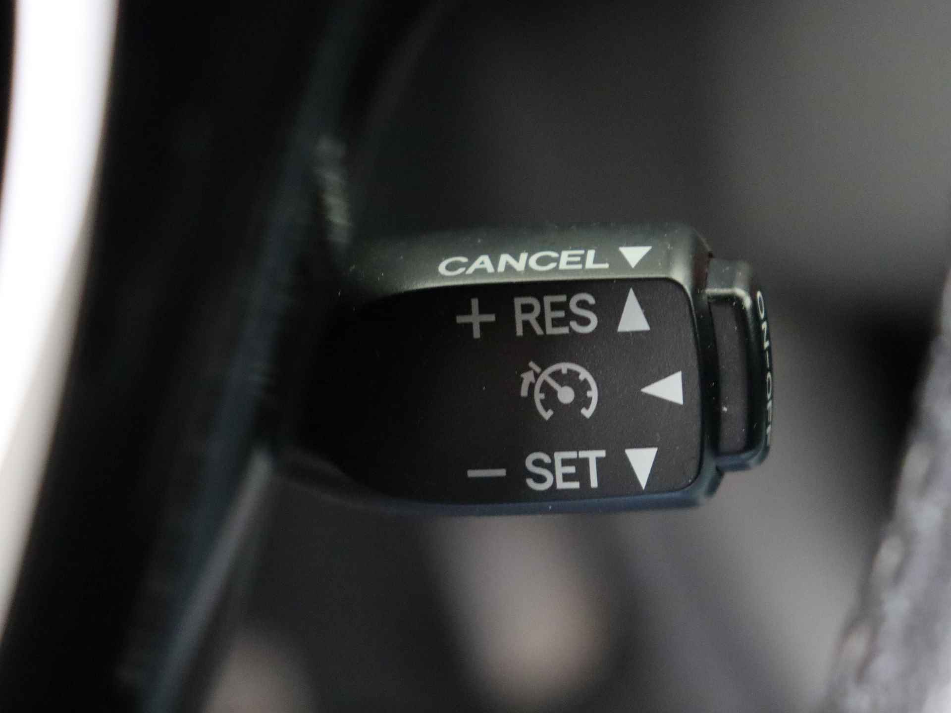 Toyota Aygo 1.0 VVT-i x-clusiv I Safety Sense | Apple Carplay/Android Auto I Climate Control I Keyless Entry/Start I 1e Eigenaar I Volledig LOUWMAN Onderhouden I - 26/45