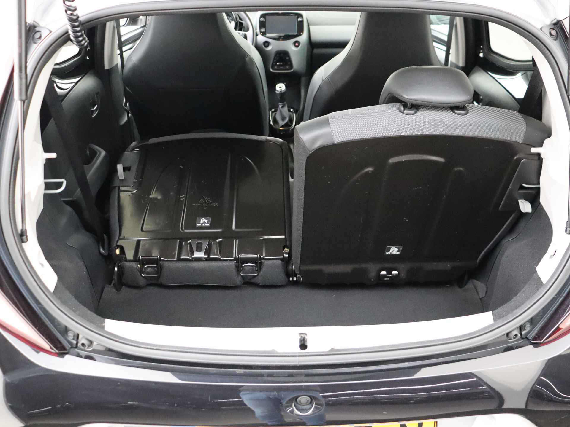 Toyota Aygo 1.0 VVT-i x-clusiv I Safety Sense | Apple Carplay/Android Auto I Climate Control I Keyless Entry/Start I 1e Eigenaar I Volledig LOUWMAN Onderhouden I - 37/45