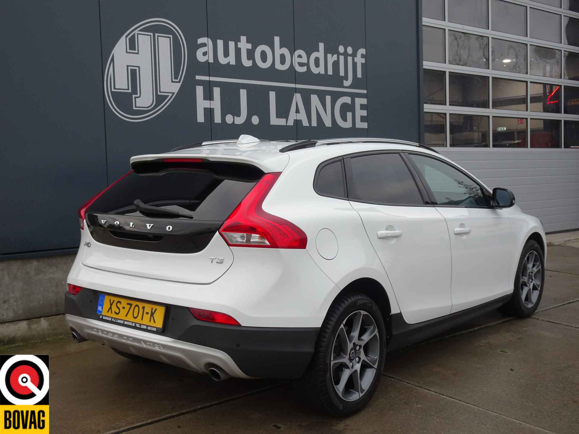 Volvo V40 Cross Country 1.5 T3 Polar+ Luxury - 3/30