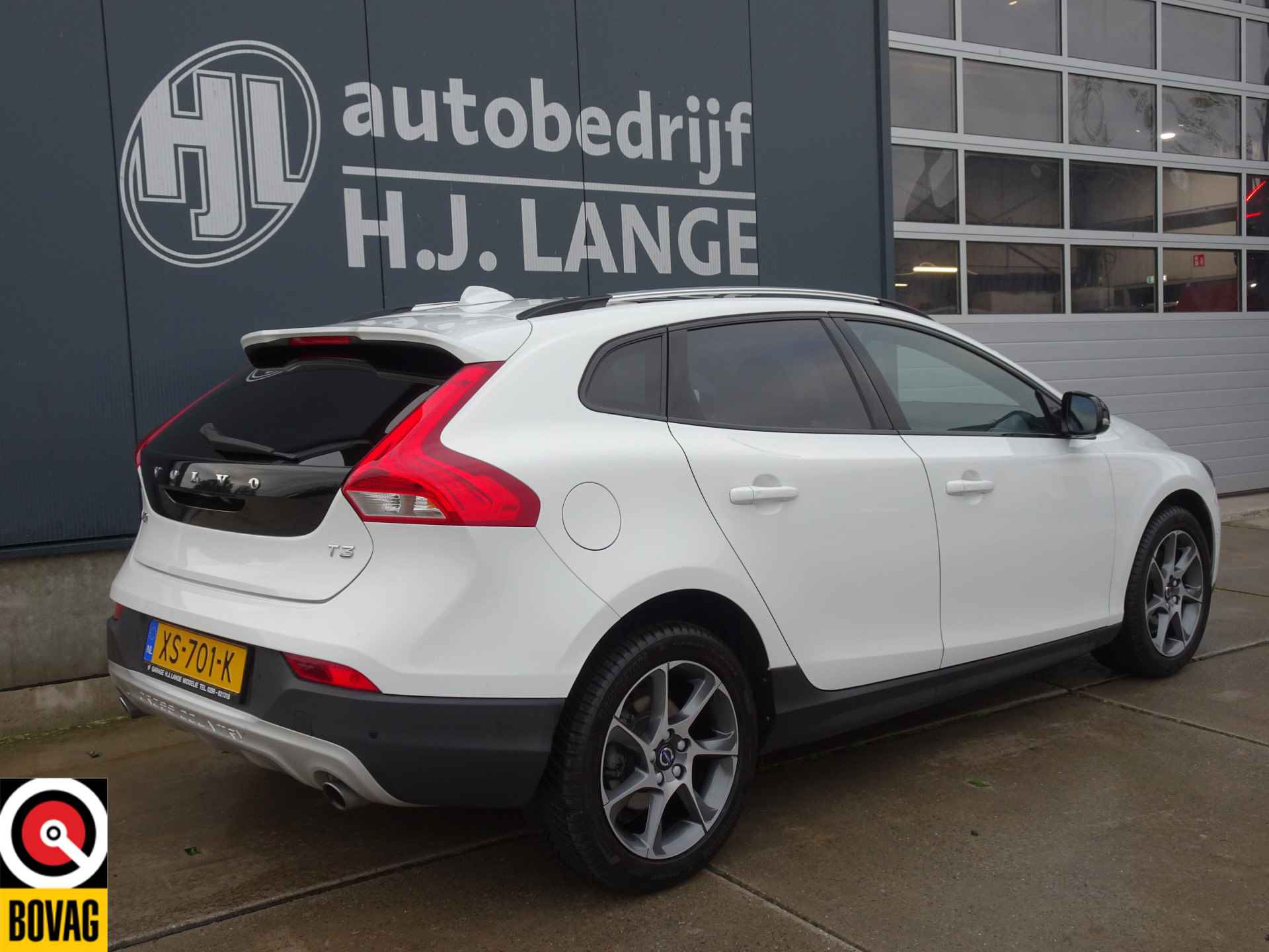 Volvo V40 Cross Country 1.5 T3 Polar+ Luxury - 6/30