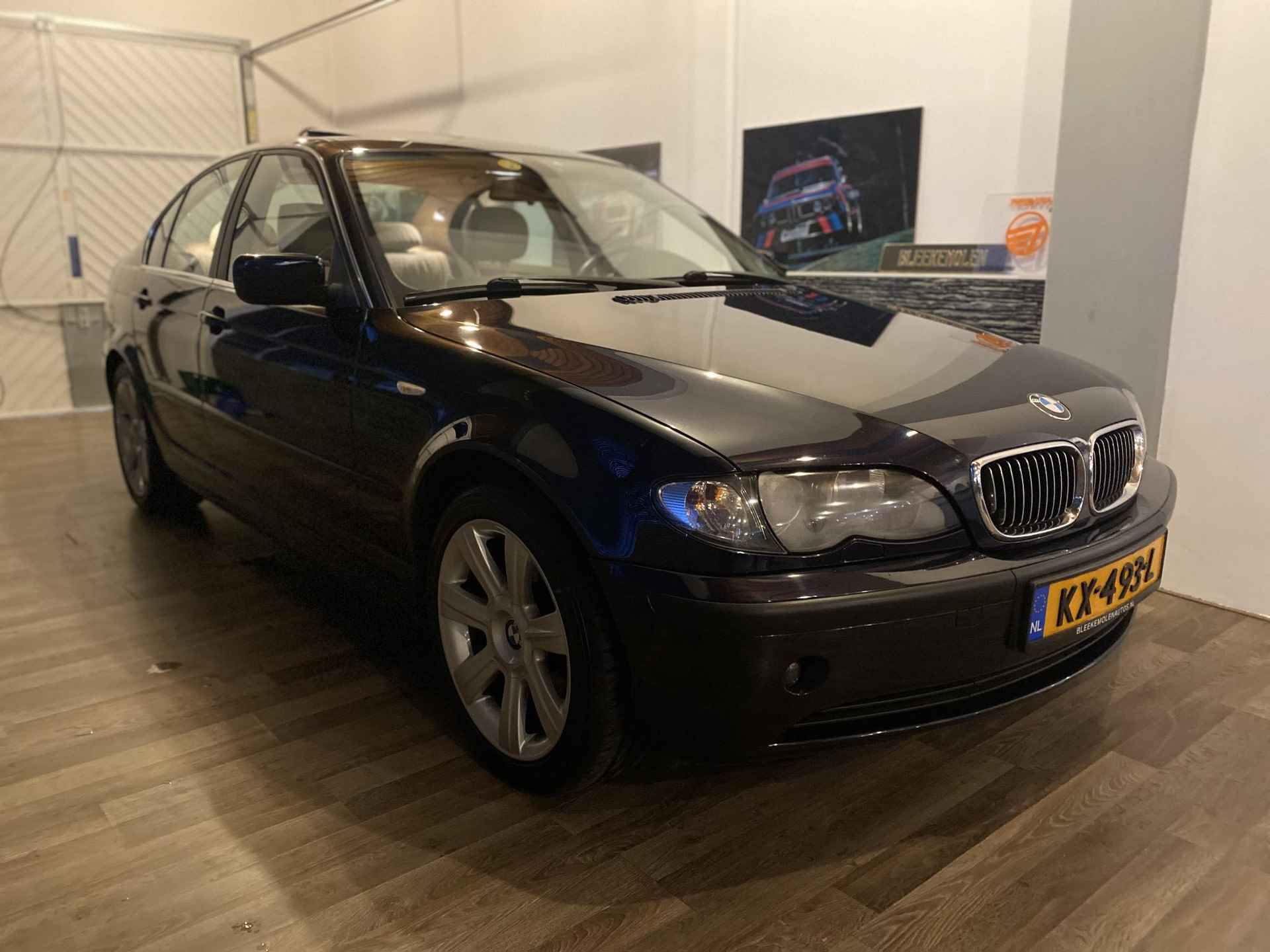 BMW 3-serie 320i - 3/13