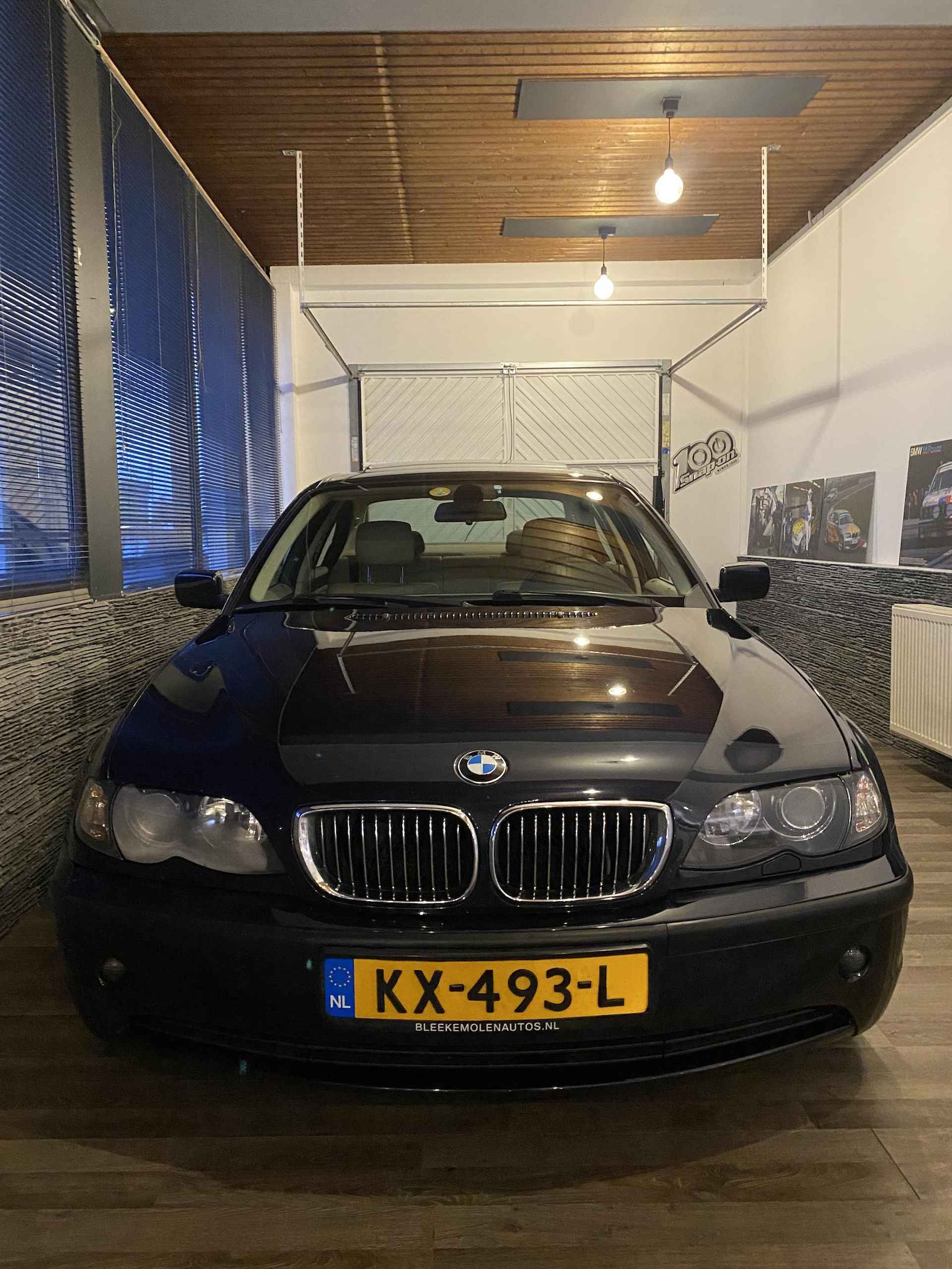 BMW 3-serie 320i - 4/13