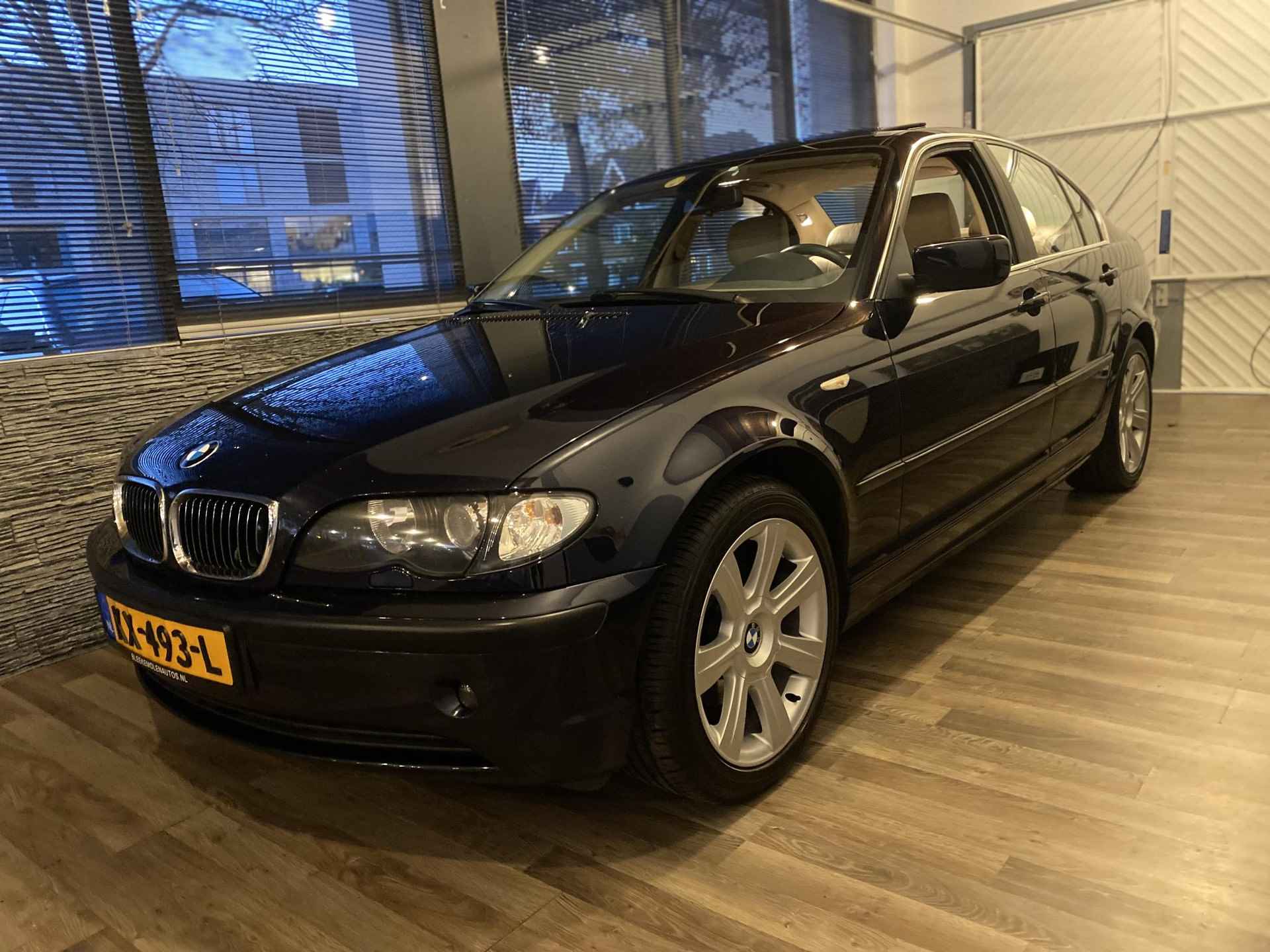 BMW 3-serie 320i - 6/13