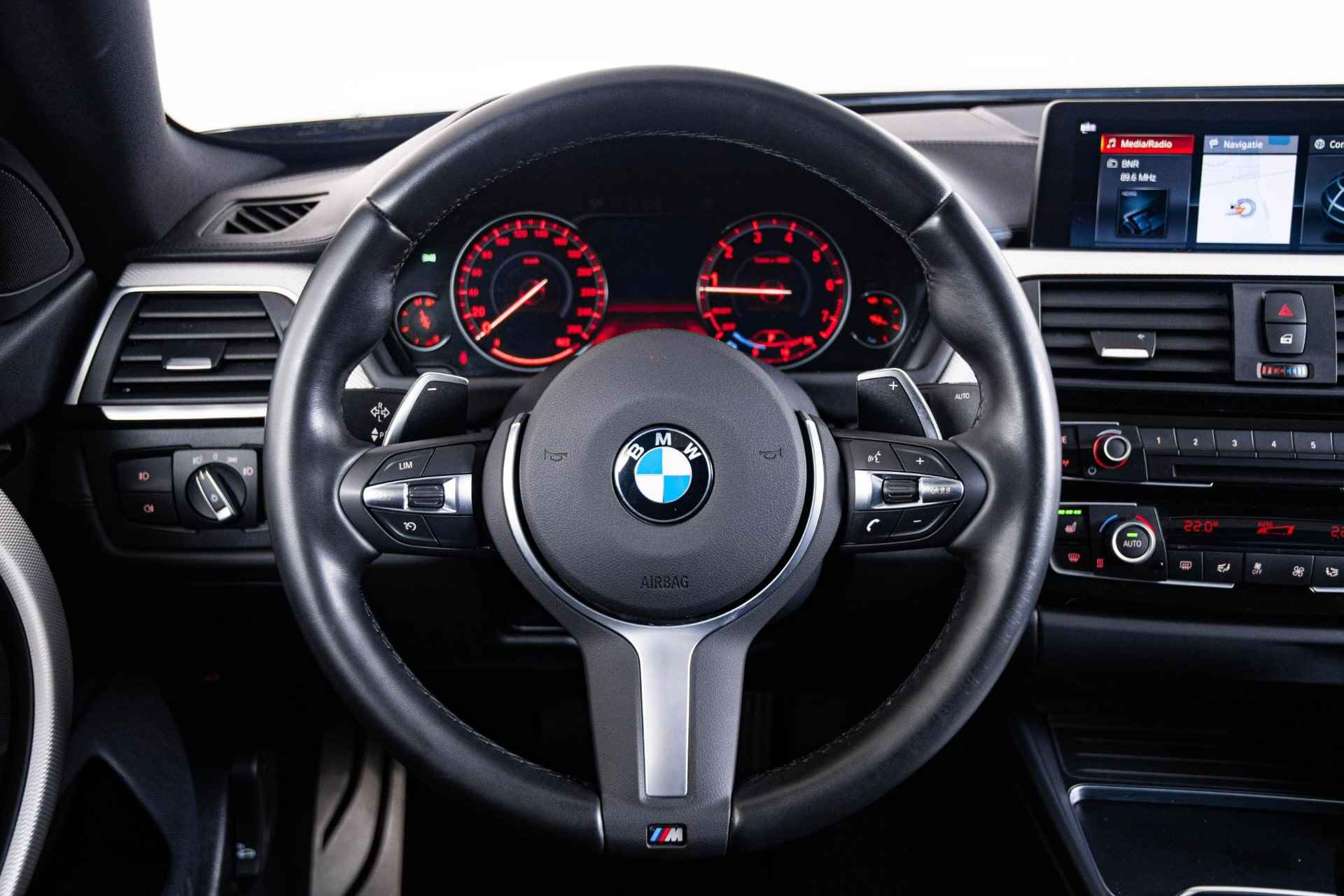 BMW 4-serie Gran Coupé 420i High Executive Edition M Sport - Schuif/kantel dak - Park Assistant - Cruise Control - Elektrisch verwarmde voorstoelen - Getinte Ruiten - Automatisch dimmende binnenspiegel - Achteruitrijcamera - - 30/67