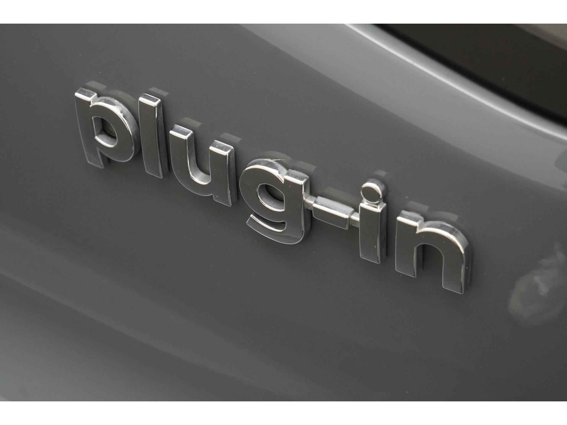 Hyundai IONIQ 1.6 GDi PHEV Premium | Bruin Leder |  Zondag Open! - 22/37