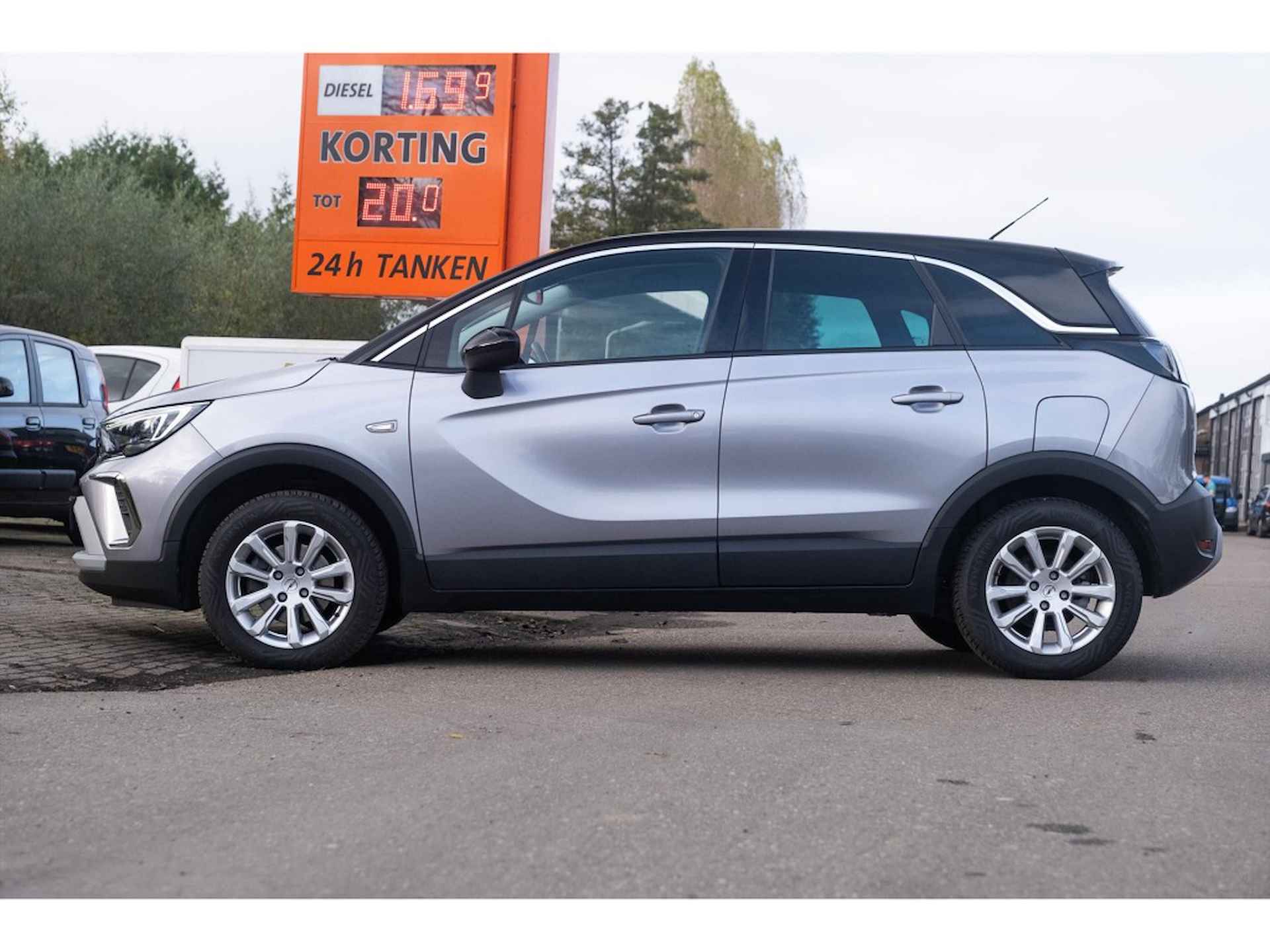 Opel Crossland 1.2 130PK Turbo GS Line | Automaat | Stoel/Stuur verwarming | Navigatie | Clima | Cruise | Lichtmetaal | All Season | Leder\Stof | Rijstrooksensor | Getint glas | Zwart dak | Bluetooth | Carplay - 10/21