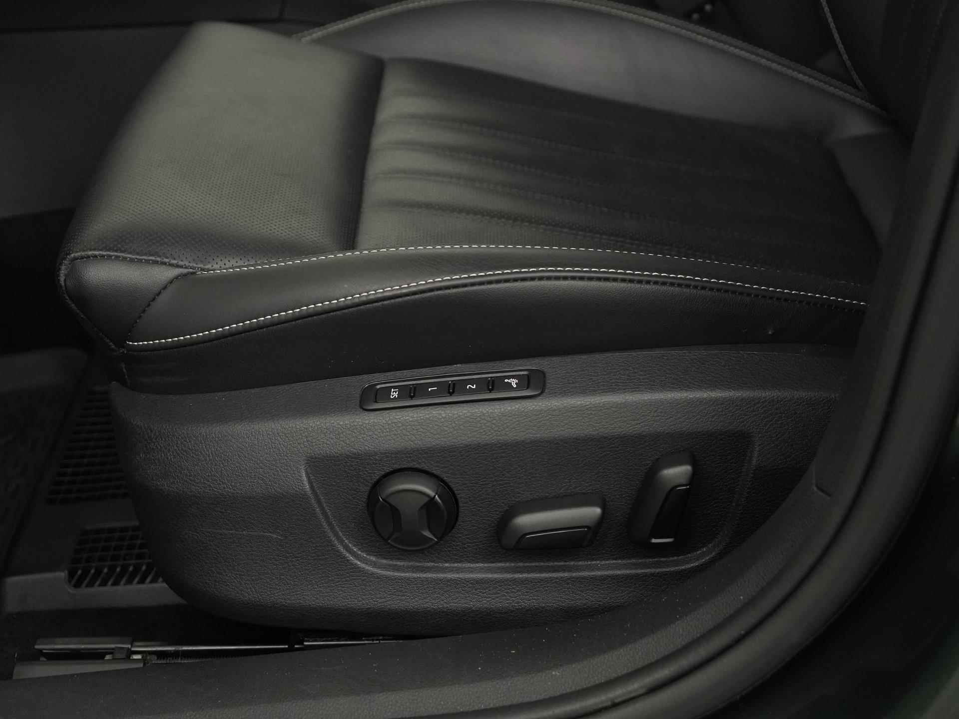 Škoda Superb Combi 1.4 TSI iV Laurin & Klement | Virtual Cockpit | Panoramadak | Zondag Open! - 31/51