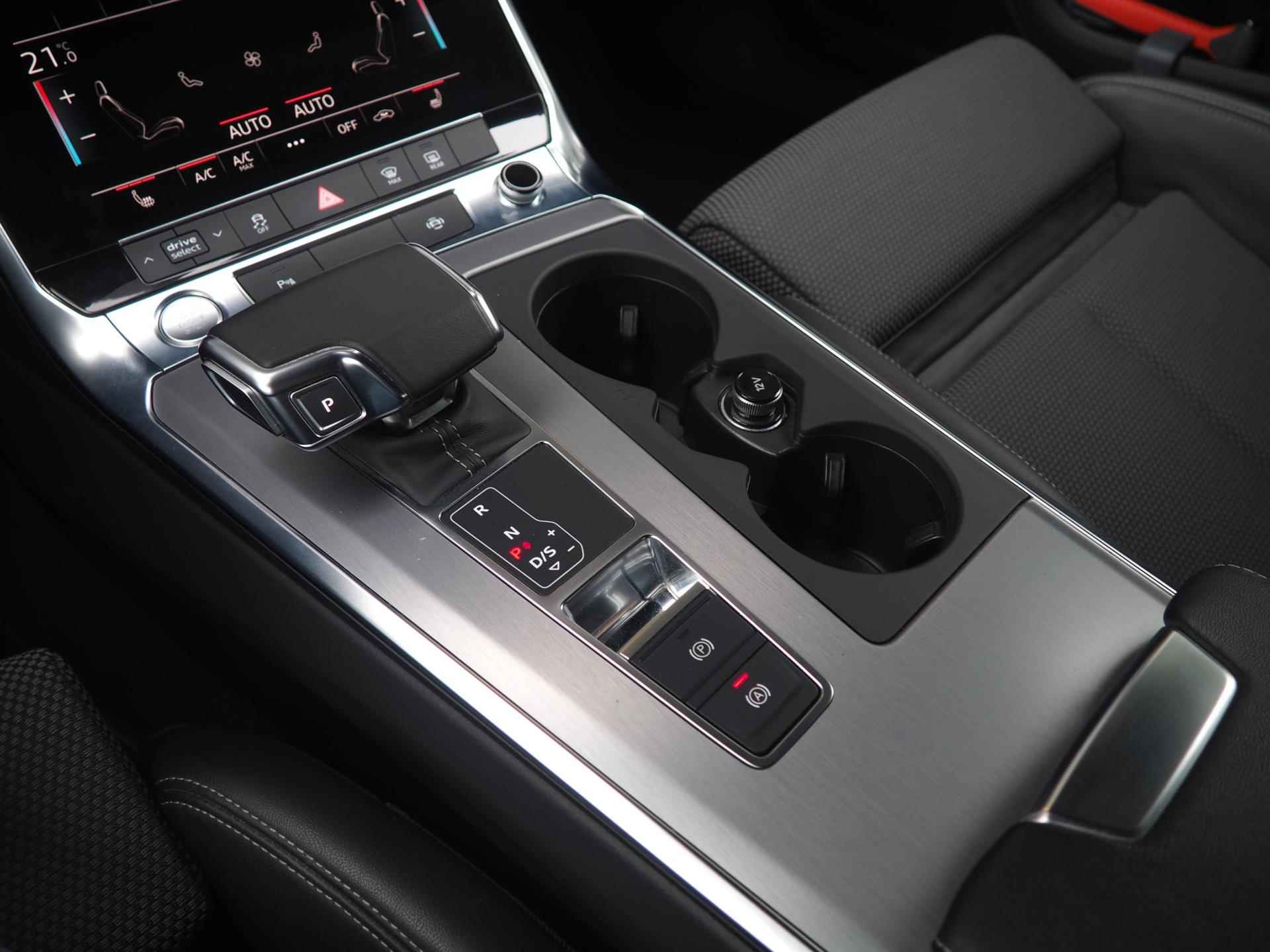 Audi A6 Limousine 45 TFSI S-line edition / Memory / Full LED / CarPlay / 19" / Stoelverarming / Sensoren - 26/40