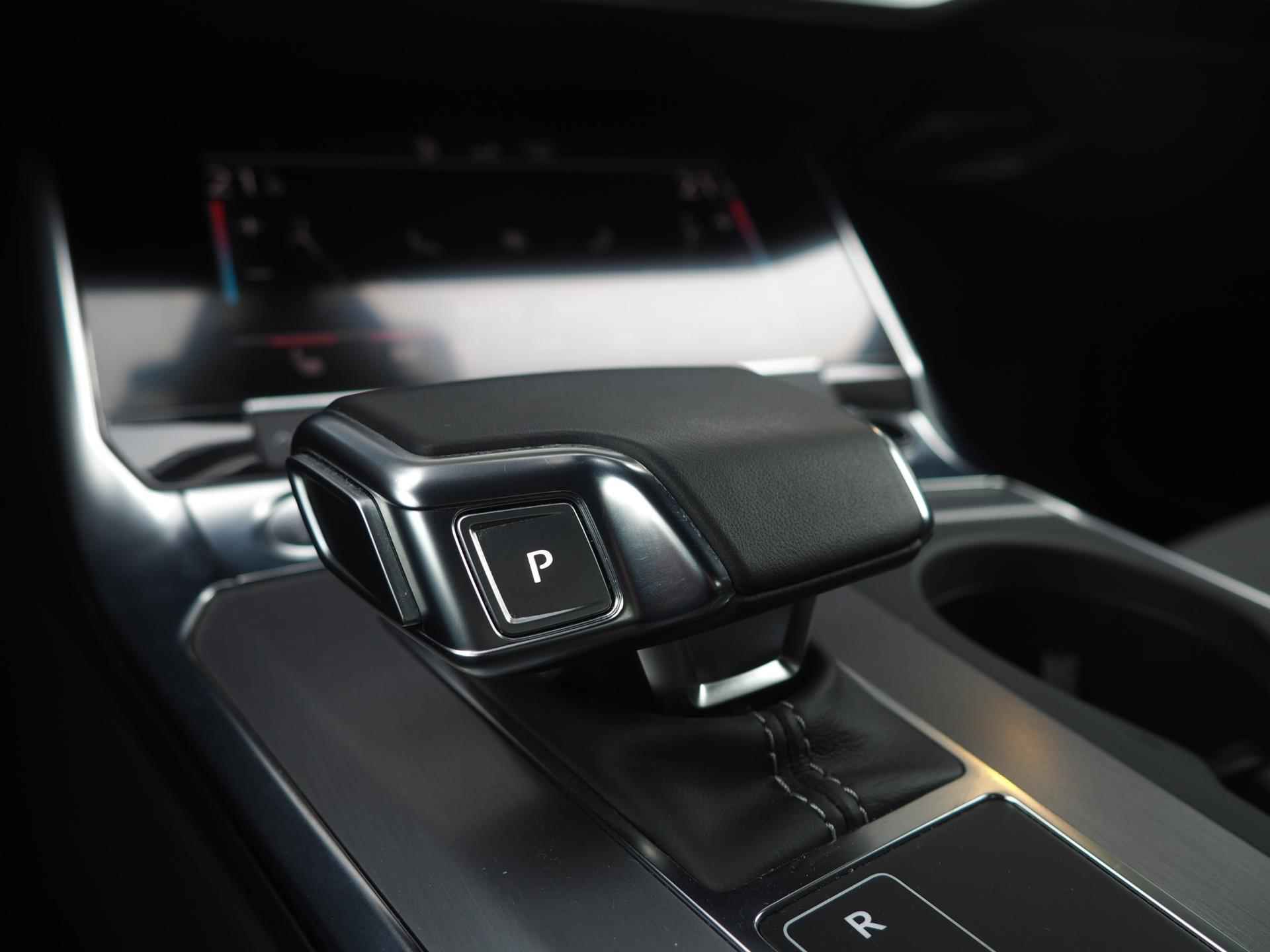 Audi A6 Limousine 45 TFSI S-line edition / Memory / Full LED / CarPlay / 19" / Stoelverarming / Sensoren - 27/40