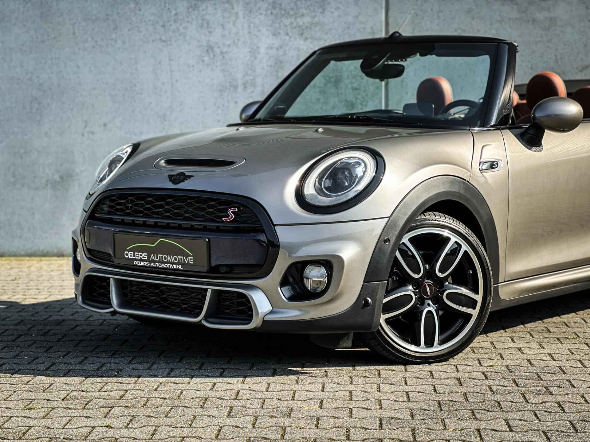 Mini Mini Cabrio 2.0 Cooper S Chili Serious Business | JCW | Org. NL | Leder | Head-up | Harman Kardon | Camera | - 3/46