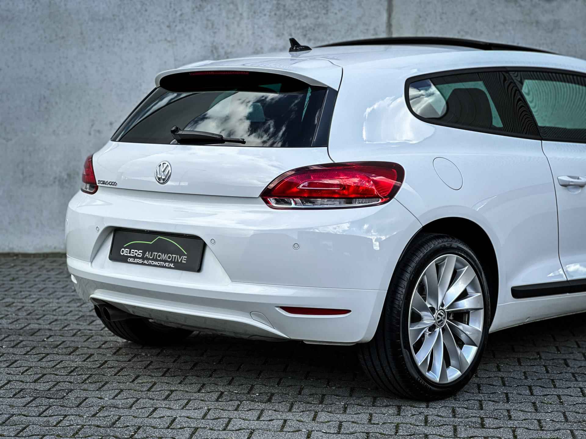 Volkswagen Scirocco 1.4 TSI Highline | UNIEK! | 14dkm | 1e eig. | Clima | Navi | Panorama | Xenon | H.Leder | - 4/47