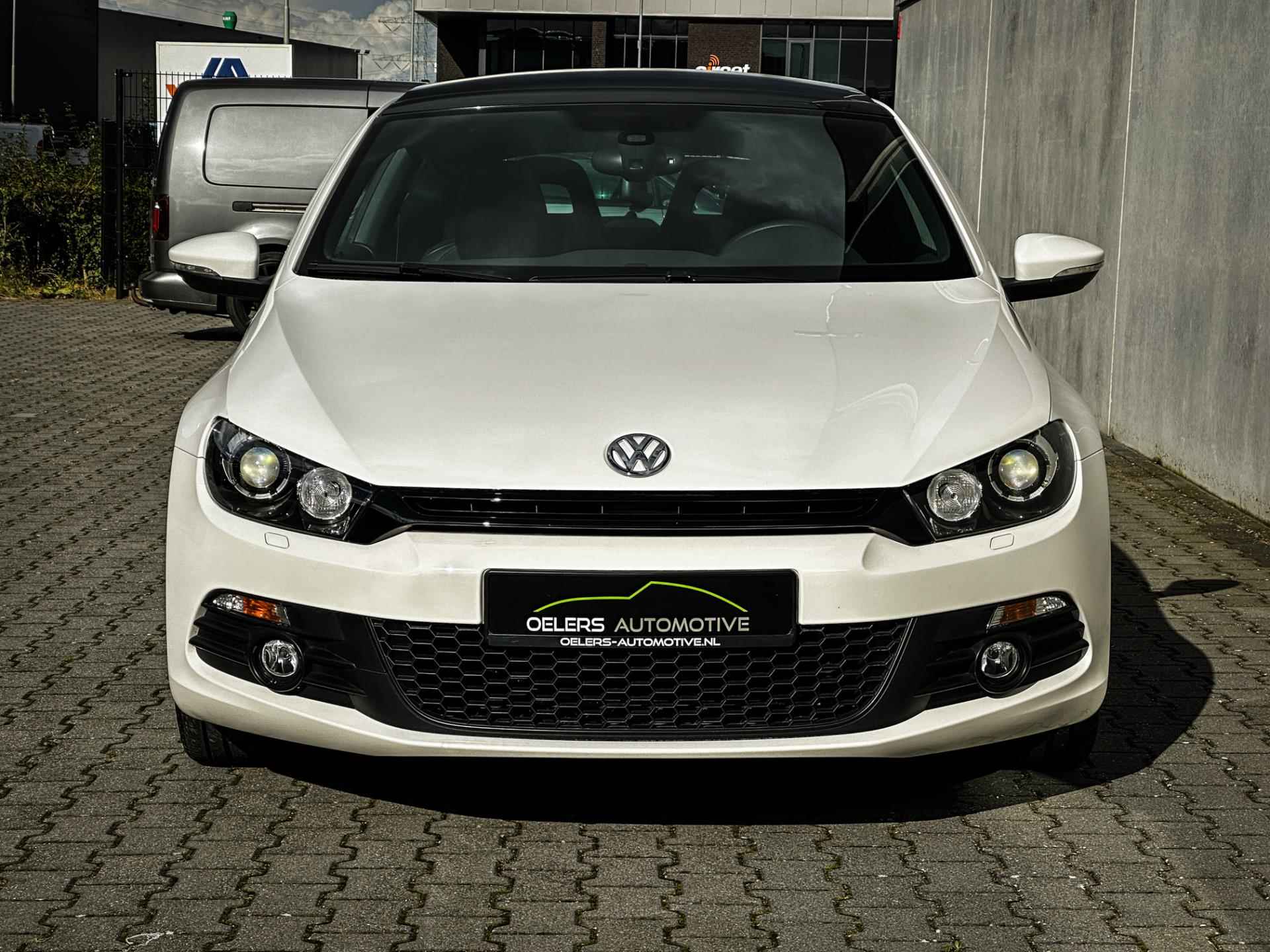 Volkswagen Scirocco 1.4 TSI Highline | UNIEK! | 14dkm | 1e eig. | Clima | Navi | Panorama | Xenon | H.Leder | - 17/47