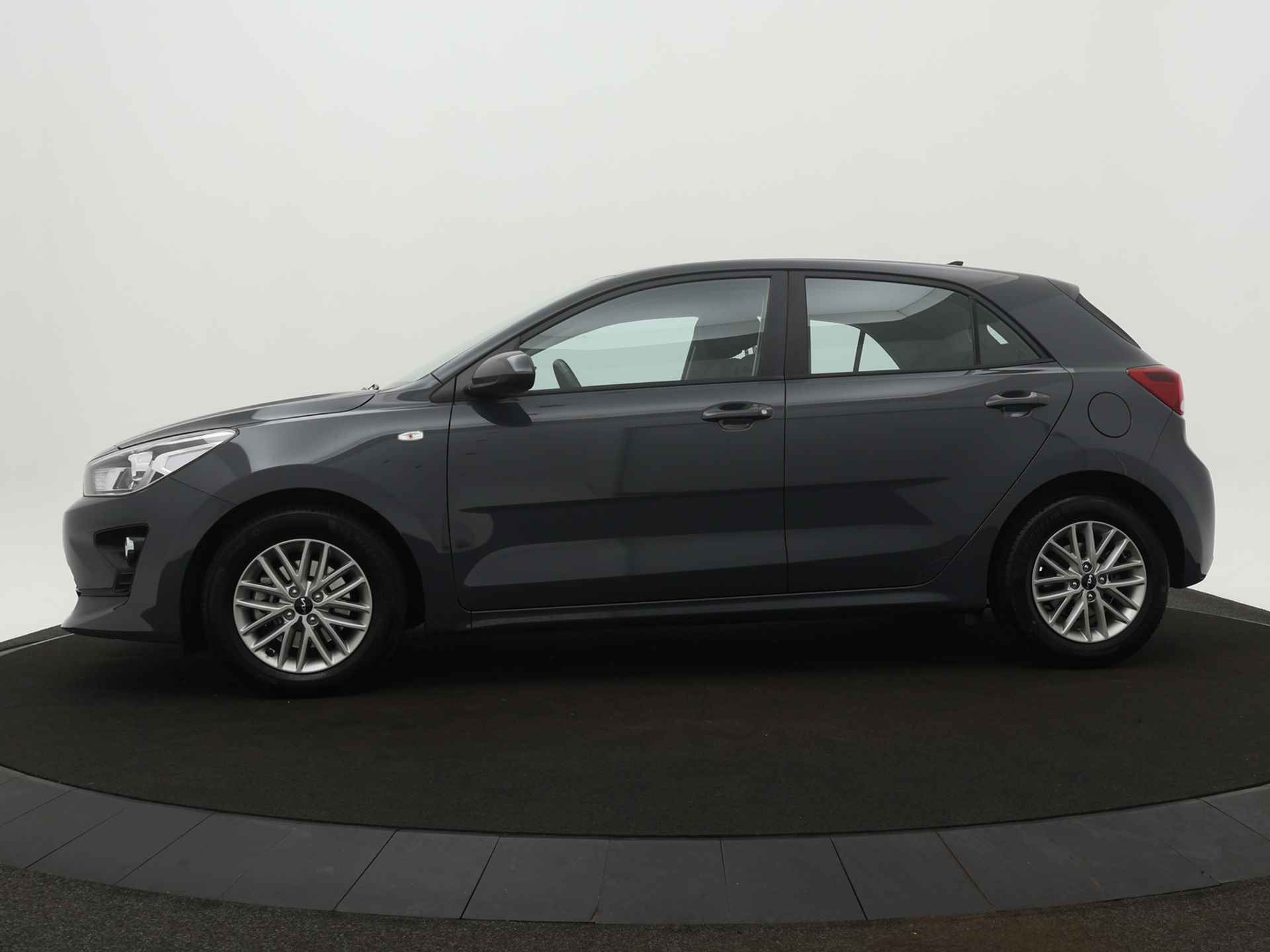 Kia Rio 1.0 T-GDi MHEV DynamicLine - Navigatie - Cruise Control - Climate Control - Achteruitrij Camera - Fabrieksgarantie tot 01-2030 - 3/49