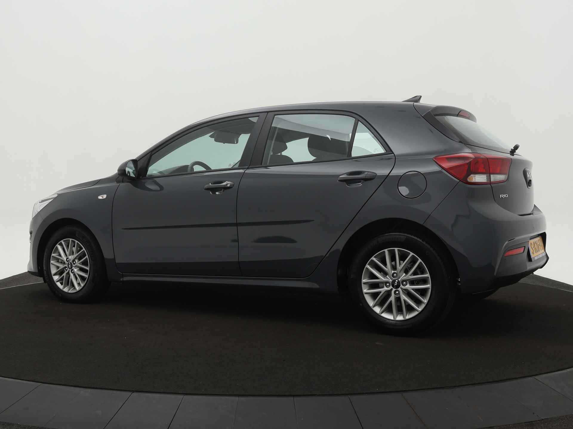 Kia Rio 1.0 T-GDi MHEV DynamicLine - Navigatie - Cruise Control - Climate Control - Achteruitrij Camera - Fabrieksgarantie tot 01-2030 - 4/49