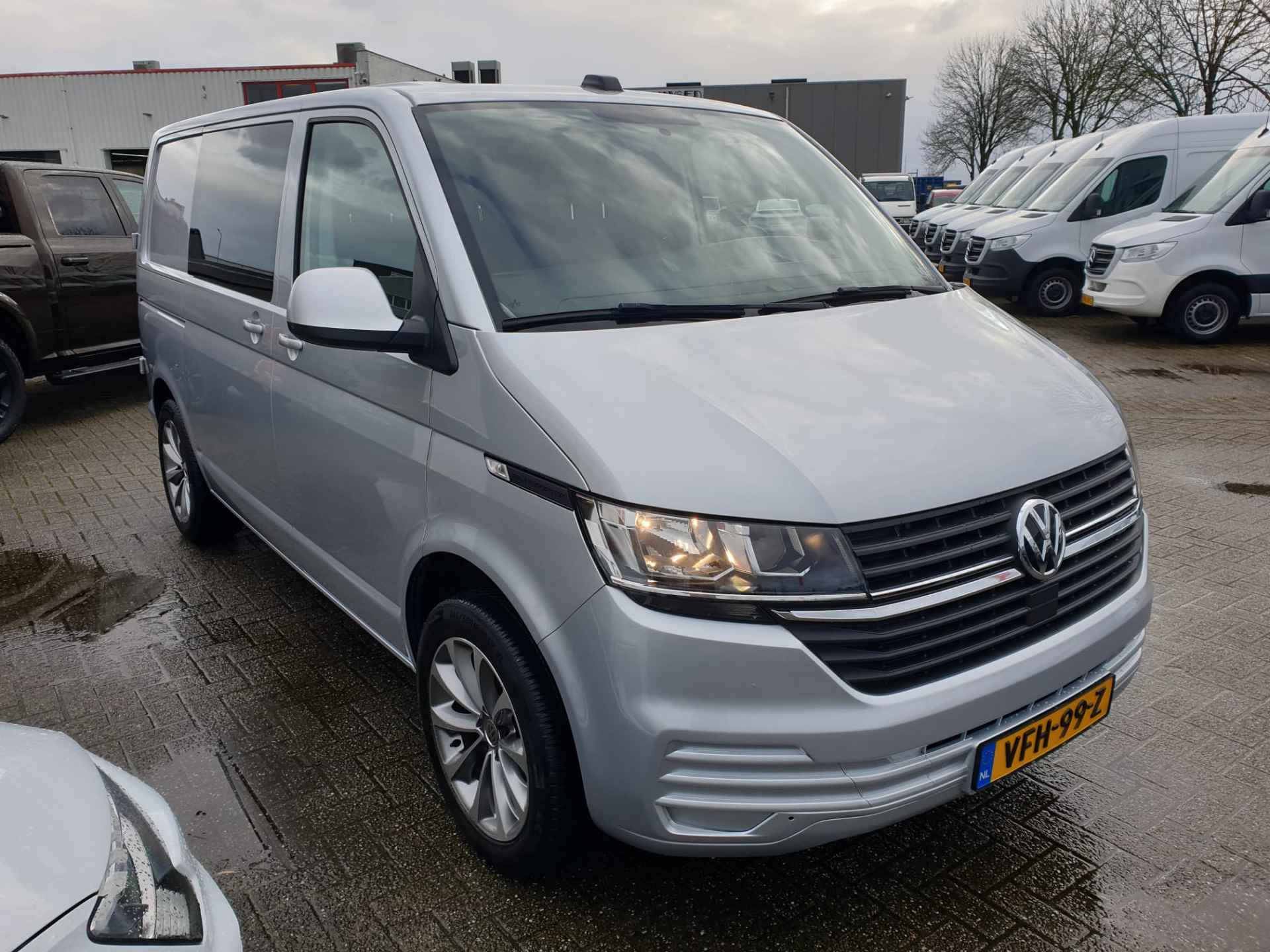 Volkswagen Transporter 2.0 TDI L1H1 Economy Business - 3/15