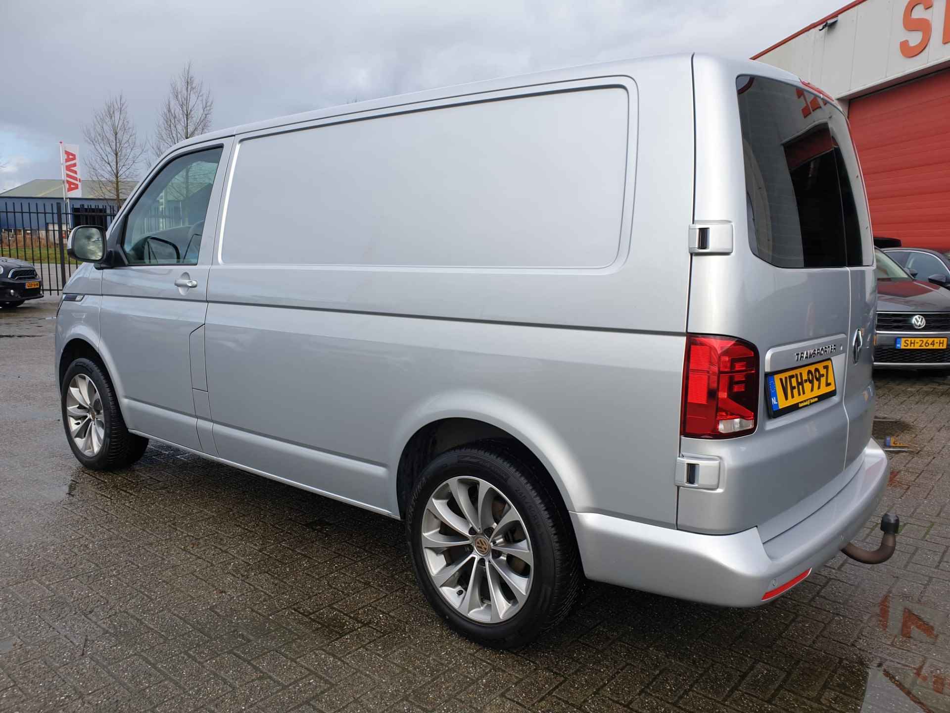 Volkswagen Transporter 2.0 TDI L1H1 Economy Business - 14/15