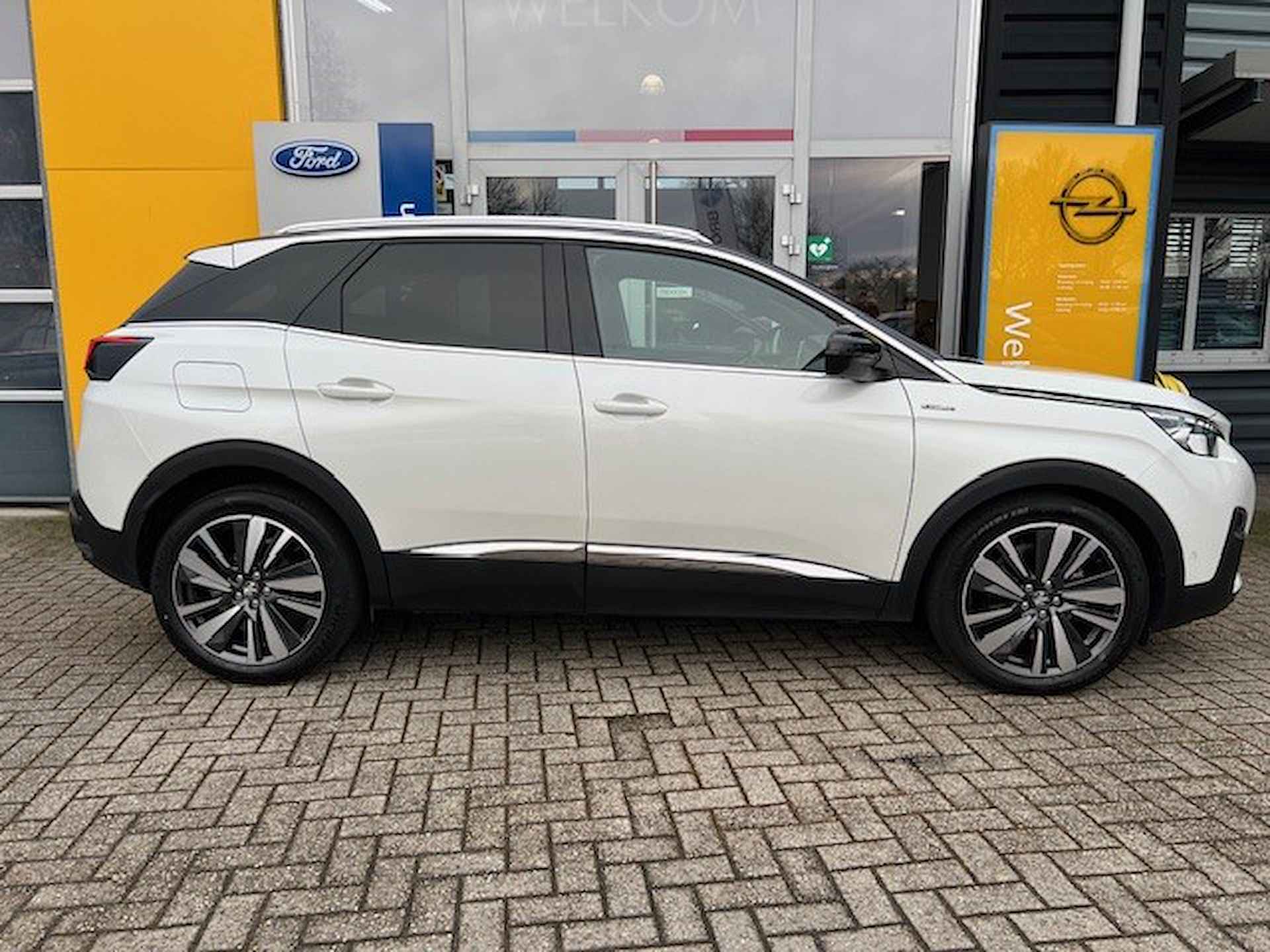 Peugeot 3008 SUV GT-Line 1.2 130PK | FOCAL SOUND| CAMERA | FULL LED KOPLAMPEN| DEALER OH| NAVIGATIE| KEYLESS START & ENTRY| 19" VELG - 9/48