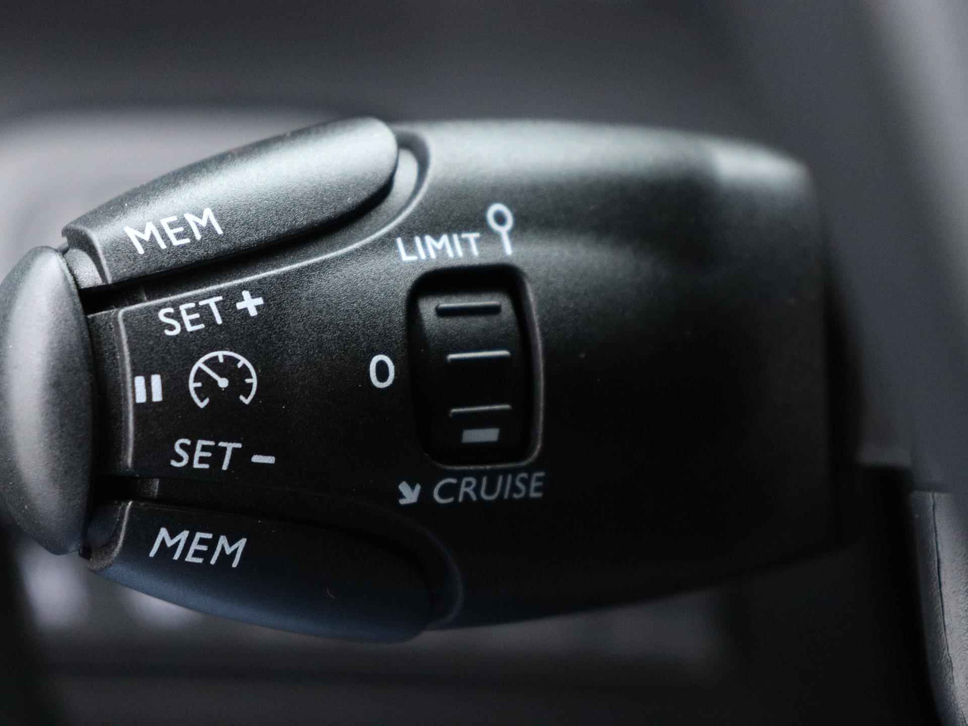 Peugeot Rifter Active 110pk | Airco | Cruise Control | Bluetooth | Zijschuifdeur Links | Audio Systeem - 26/31