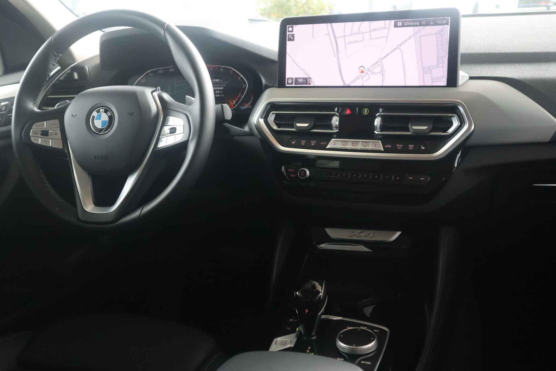 BMW X4 xDrive30i Head-Up Display / Driving Assistant / Comfort Access - 11/26