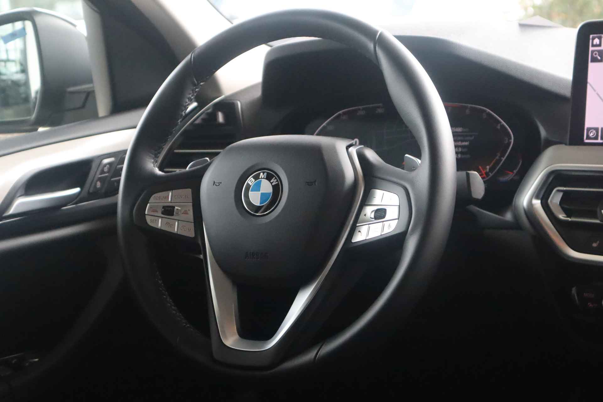 BMW X4 xDrive30i Head-Up Display / Driving Assistant / Comfort Access - 12/26