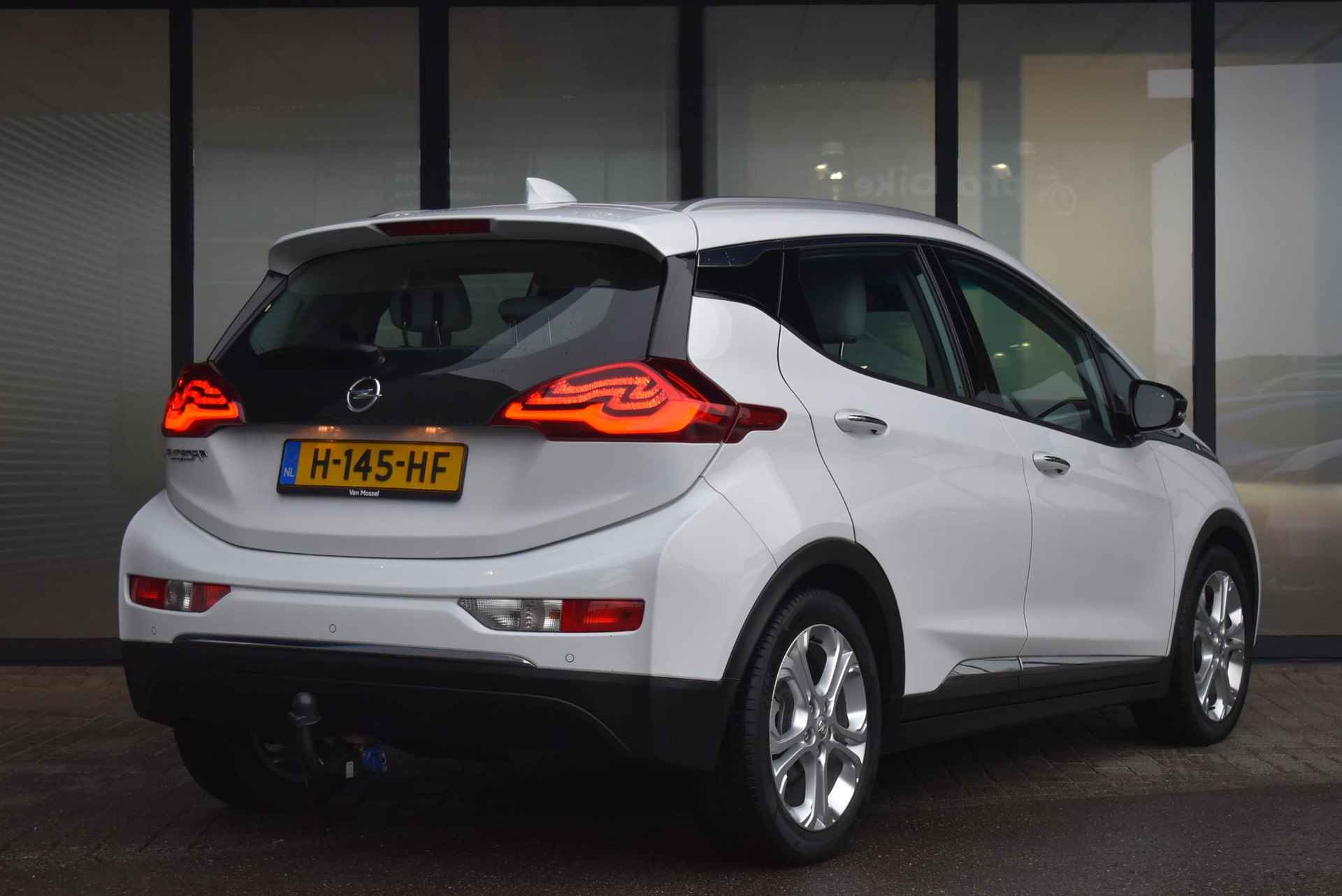 Opel Ampera-e Business executive 60 kWh | Nieuwe Accu | Cruise Control | Stuurverwarming | Trekhaak - 5/28