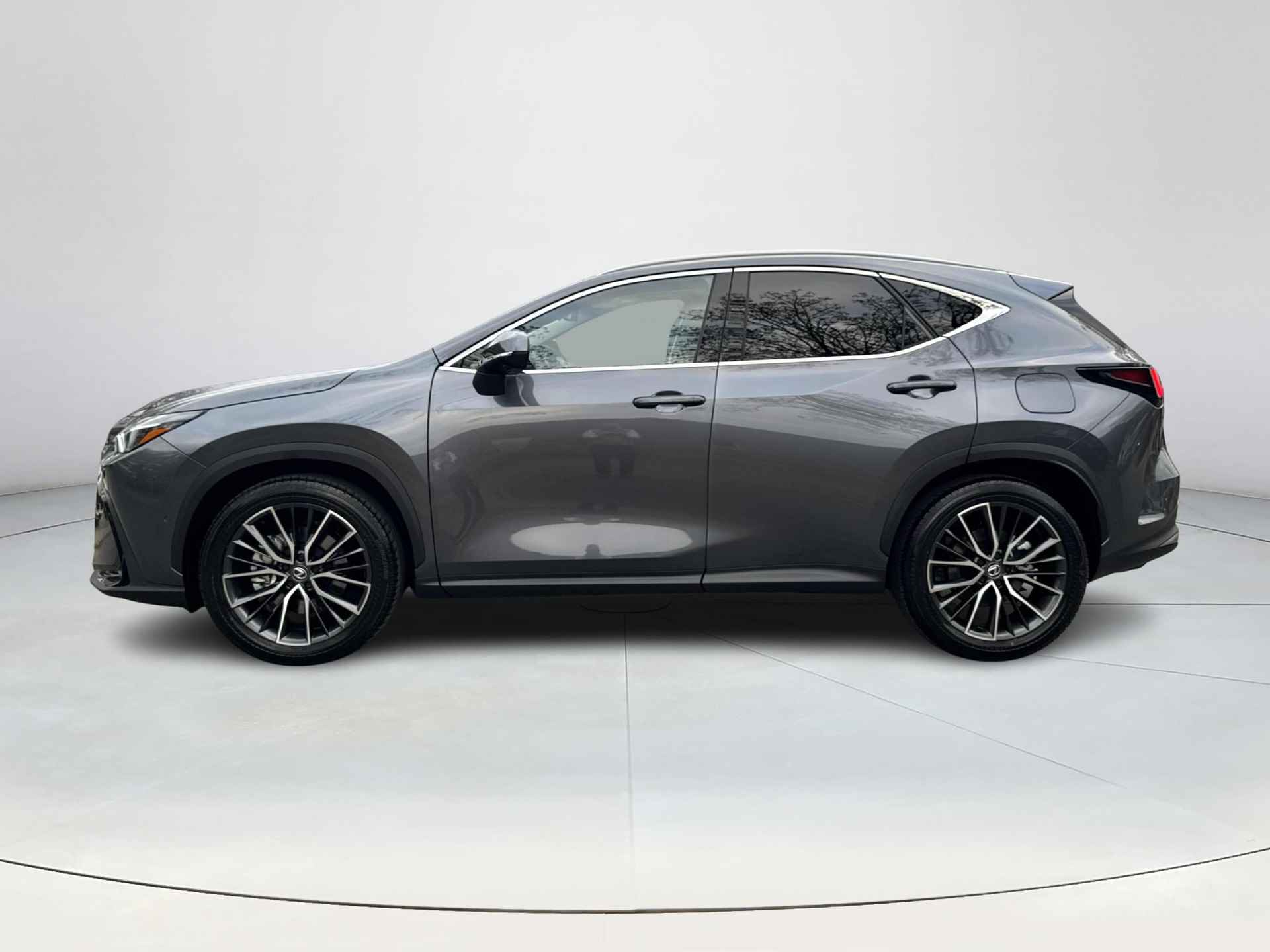 Lexus NX 450h+ AWD Executive Line | 06-10141018 Voor meer informatie - 3/46