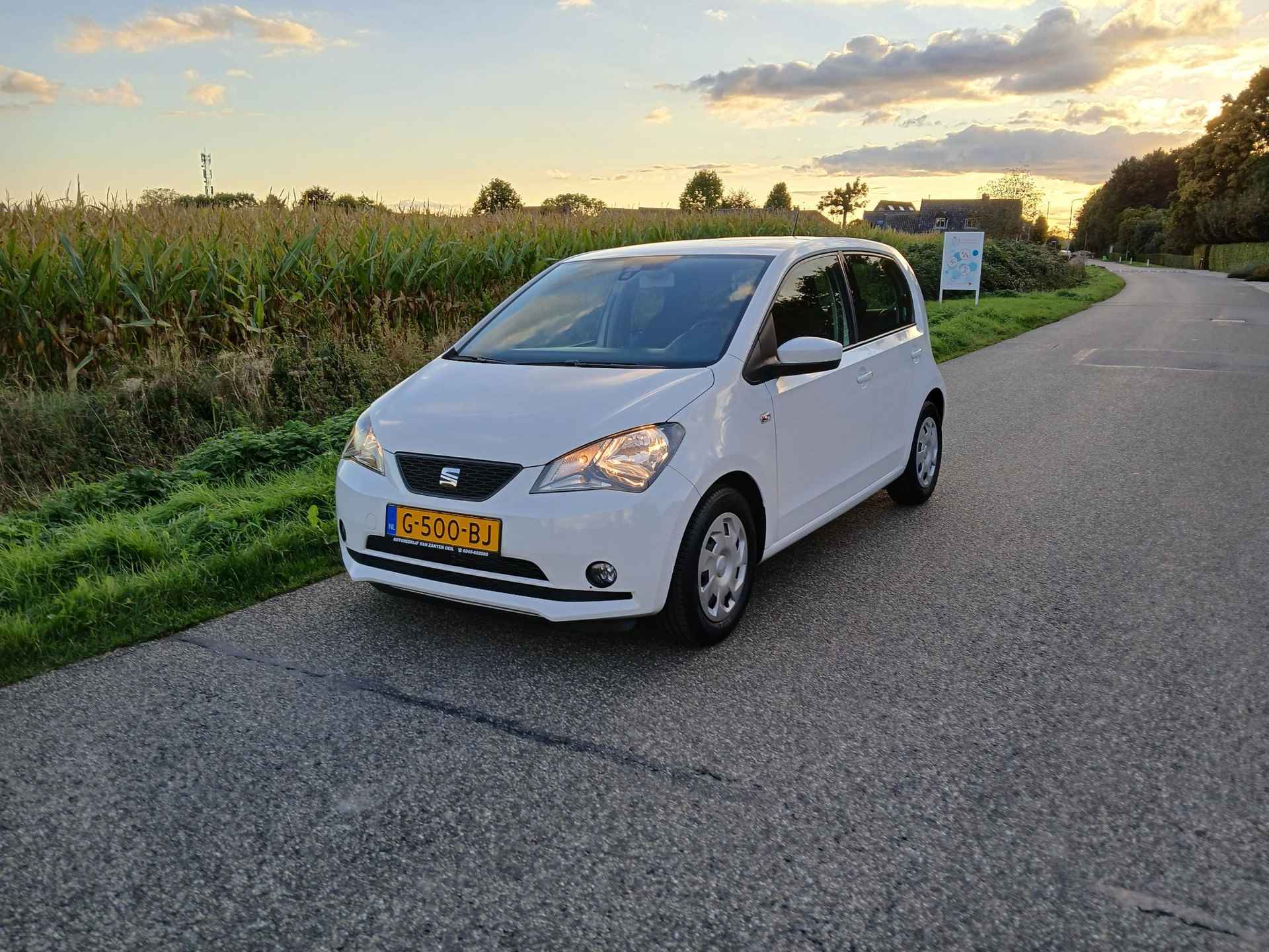 SEAT Mii 1.0 Style Intense + Airco + Park. sensoren + cruise contr. etc. - 2/15